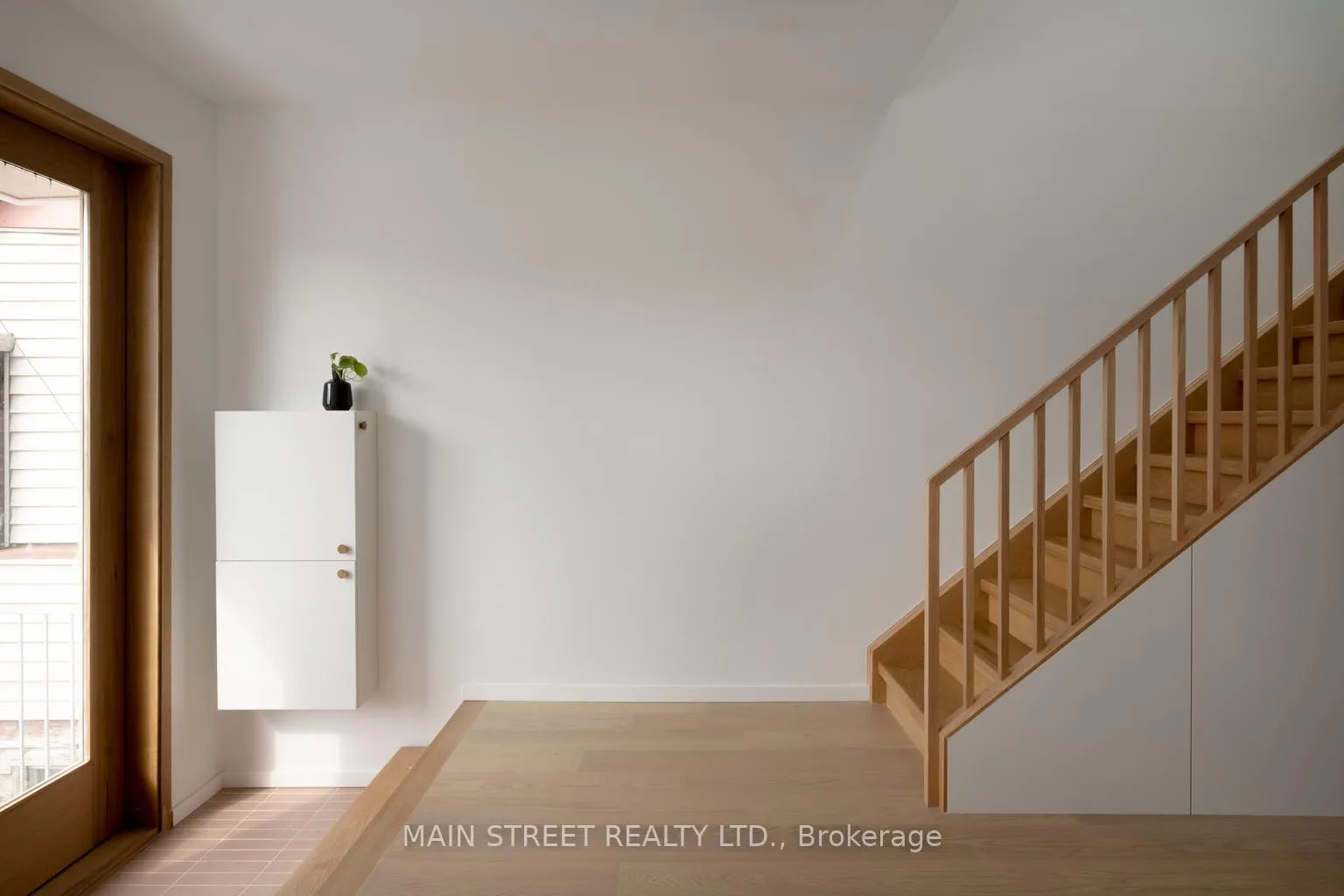 Photo 6 of 523 Craven Road, Toronto, Greenwood-Coxwell — HOMEH