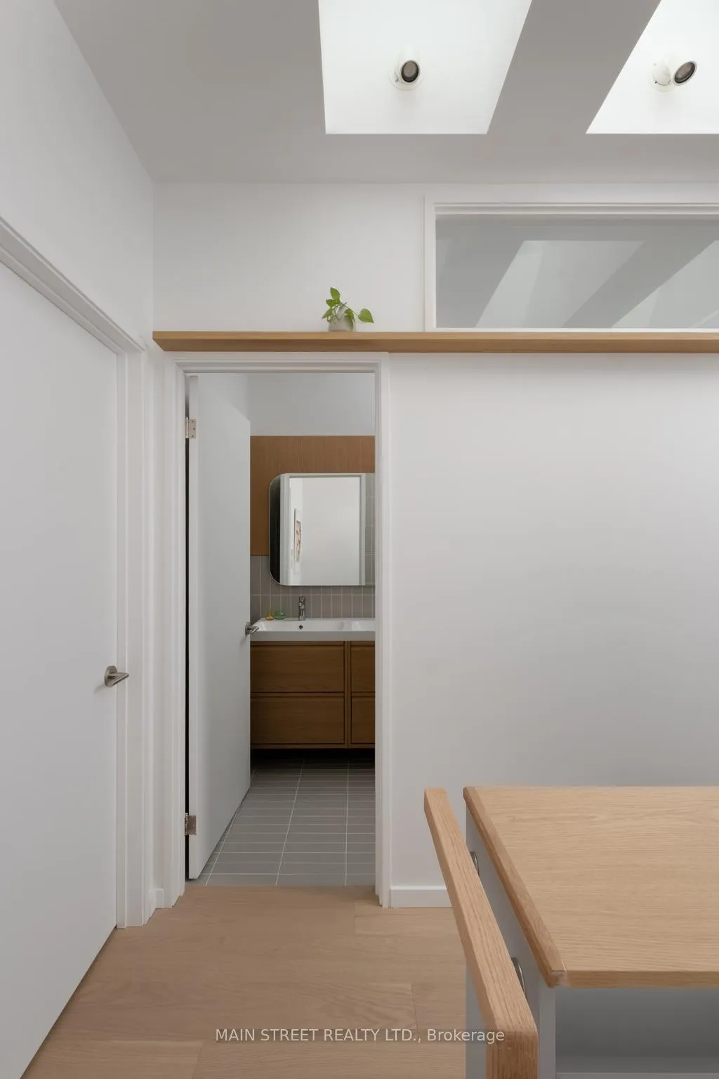 Photo 9 of 523 Craven Road, Toronto, Greenwood-Coxwell — HOMEH