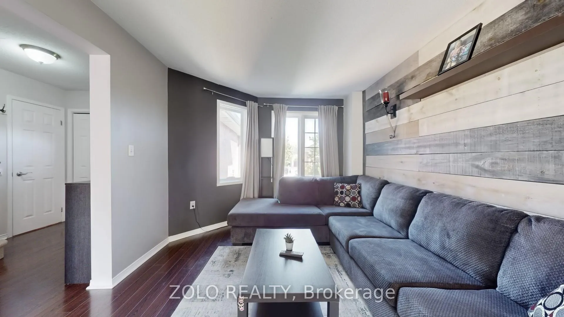 Photo 8 of 45 Athabaska Road, Barrie, Holly — HOMEH