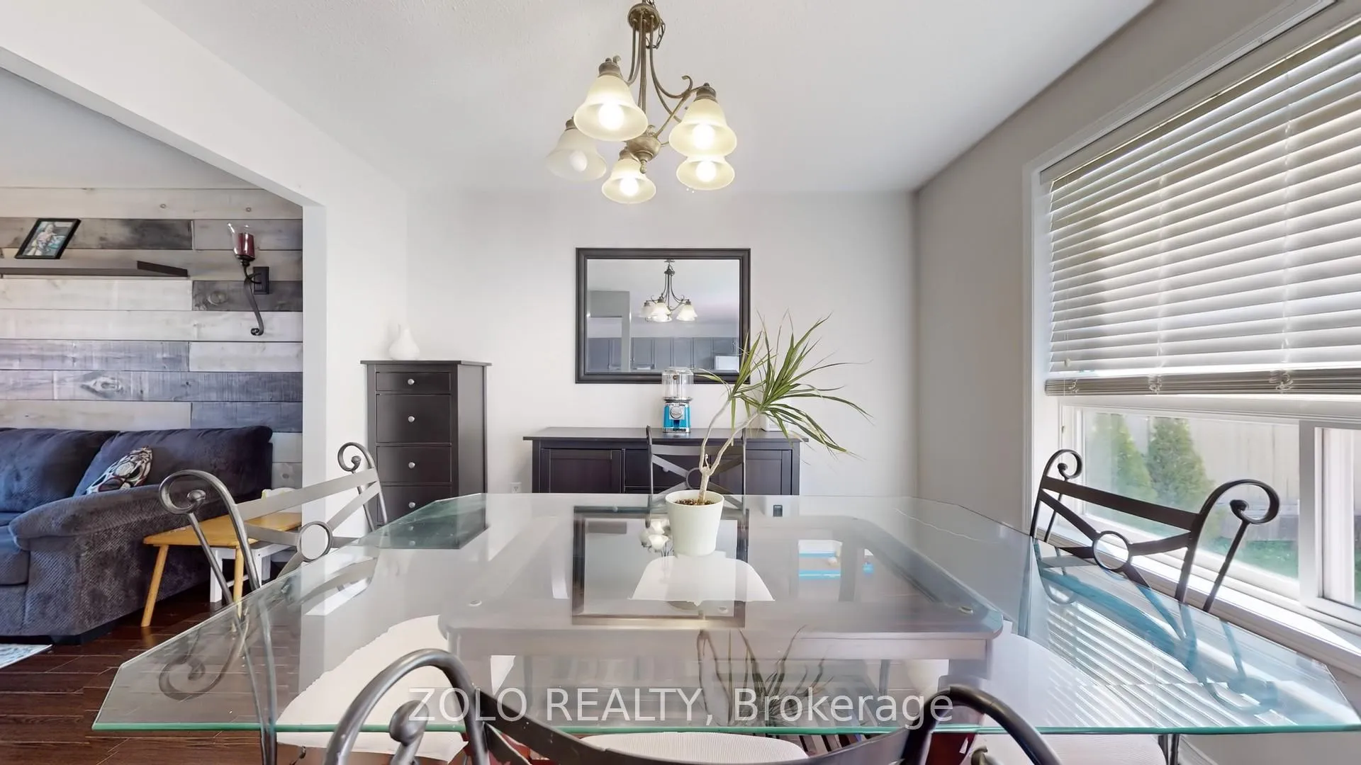 Photo 19 of 45 Athabaska Road, Barrie, Holly — HOMEH