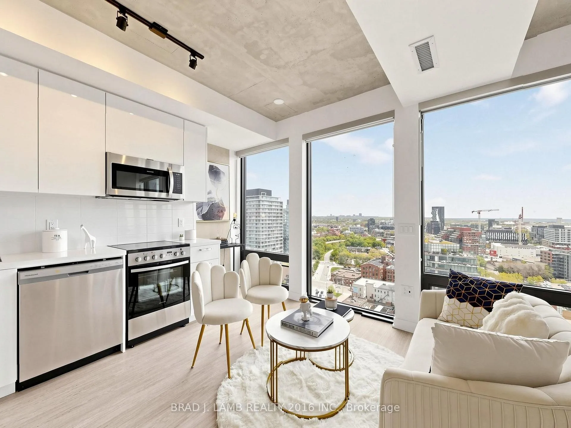 Photo 8 of Unit 1908, 284 King Street E, Toronto, Moss Park — HOMEH