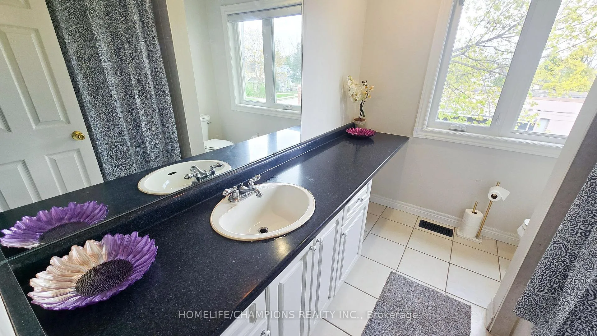 Photo 14 of 25 Archibald Street, Brampton, Brampton West — HOMEH