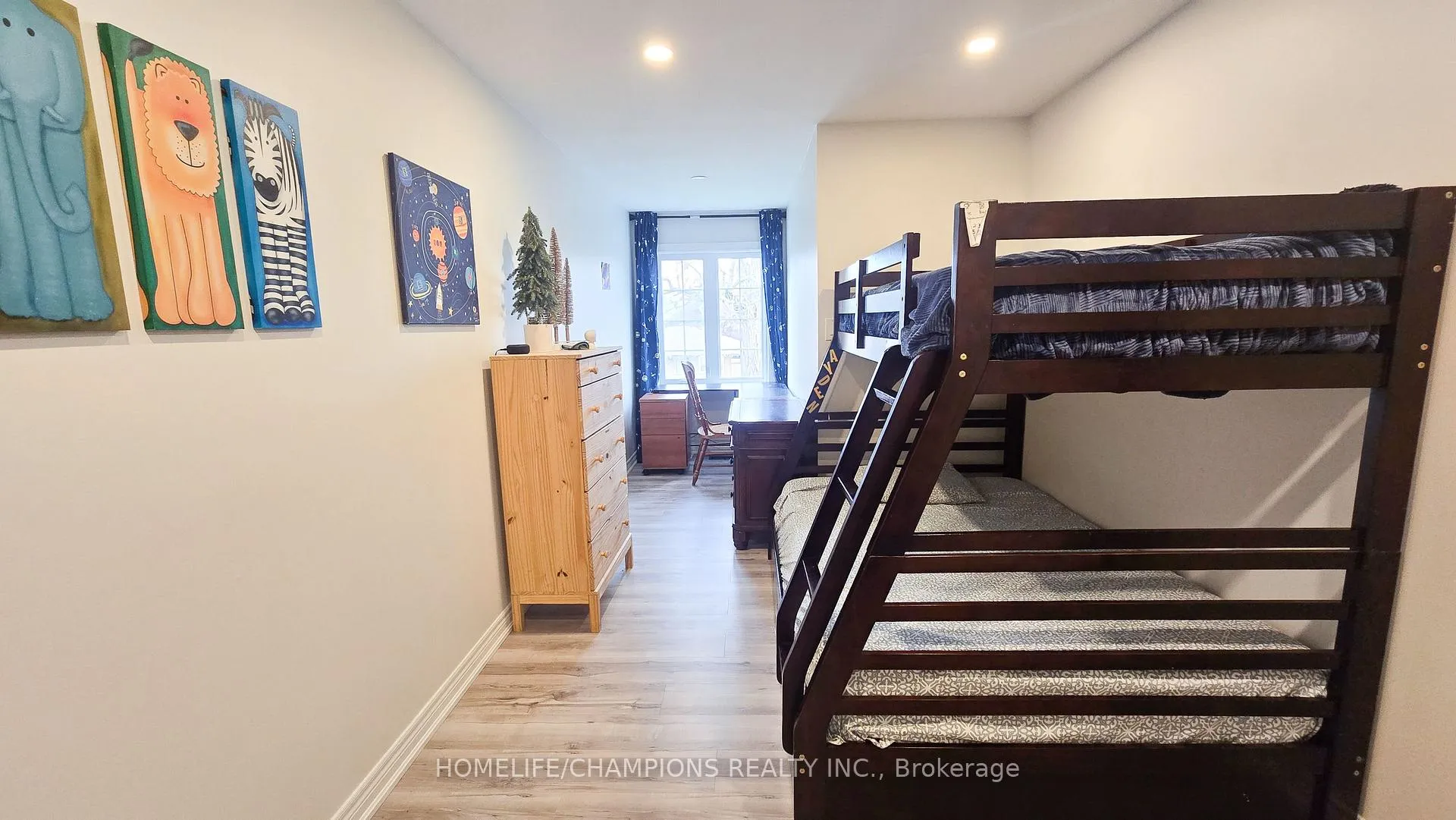 Photo 18 of 25 Archibald Street, Brampton, Brampton West — HOMEH