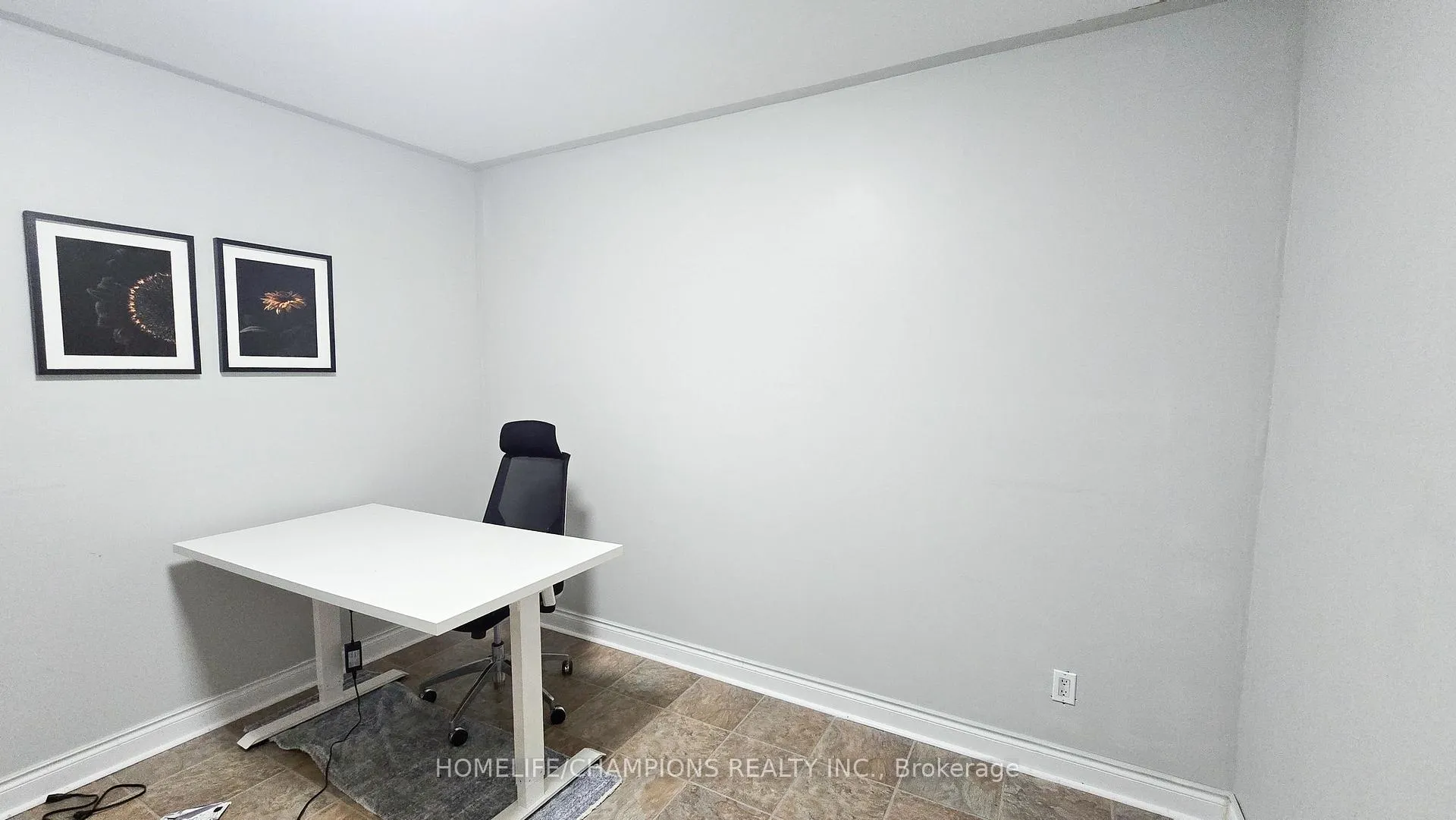 Photo 22 of 25 Archibald Street, Brampton, Brampton West — HOMEH