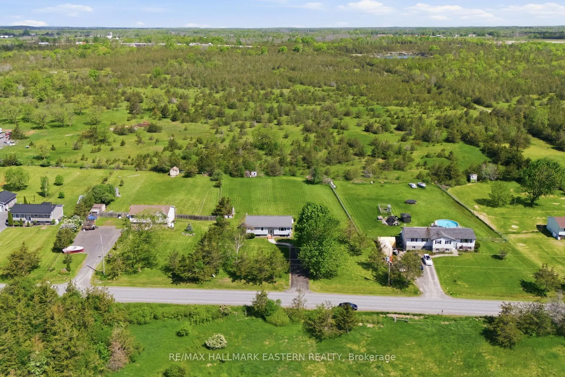 Photo 2 of 387 Hinchey Road, Tyendinaga, Tyendinaga Township — HOMEH