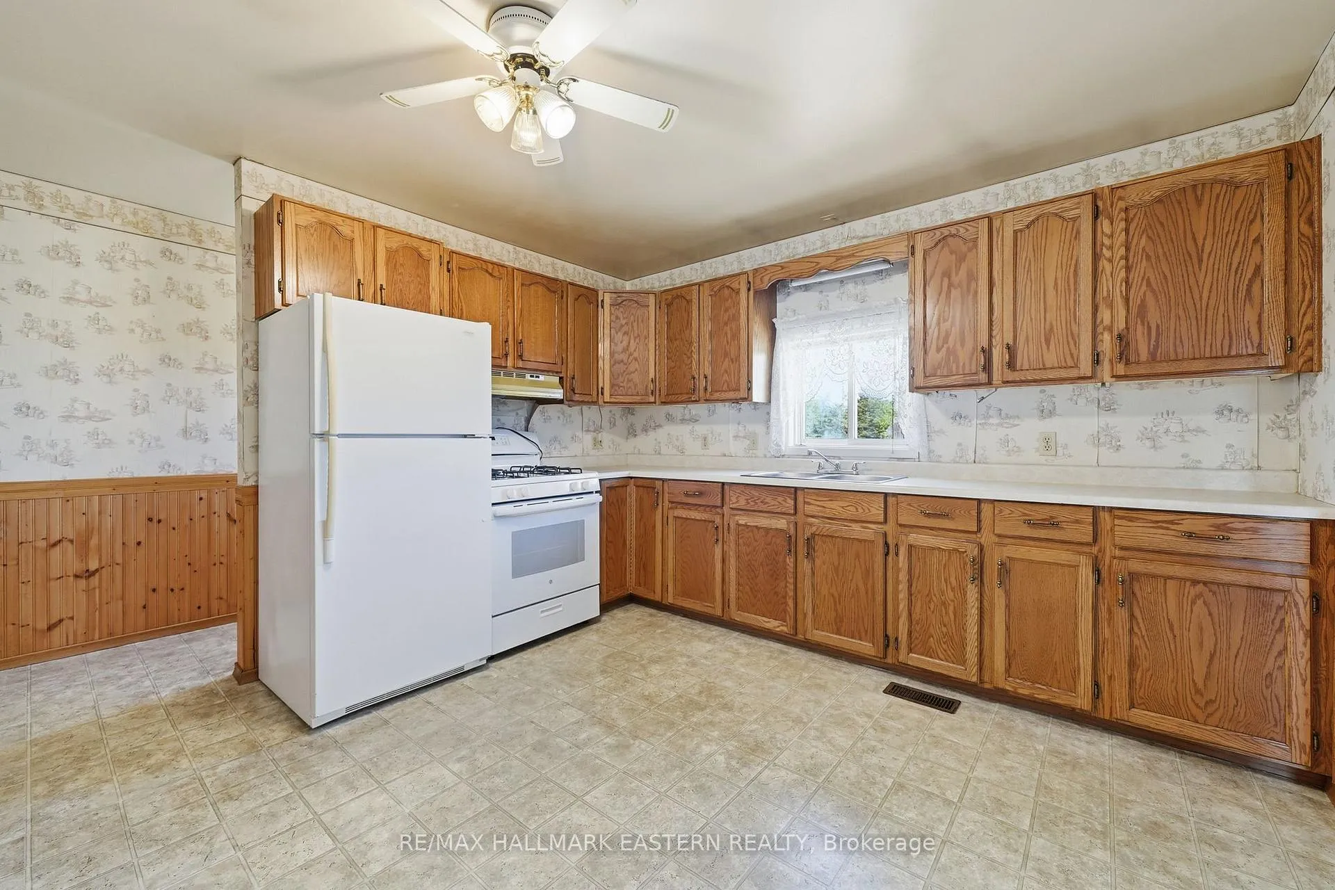 Photo 15 of 387 Hinchey Road, Tyendinaga, Tyendinaga Township — HOMEH