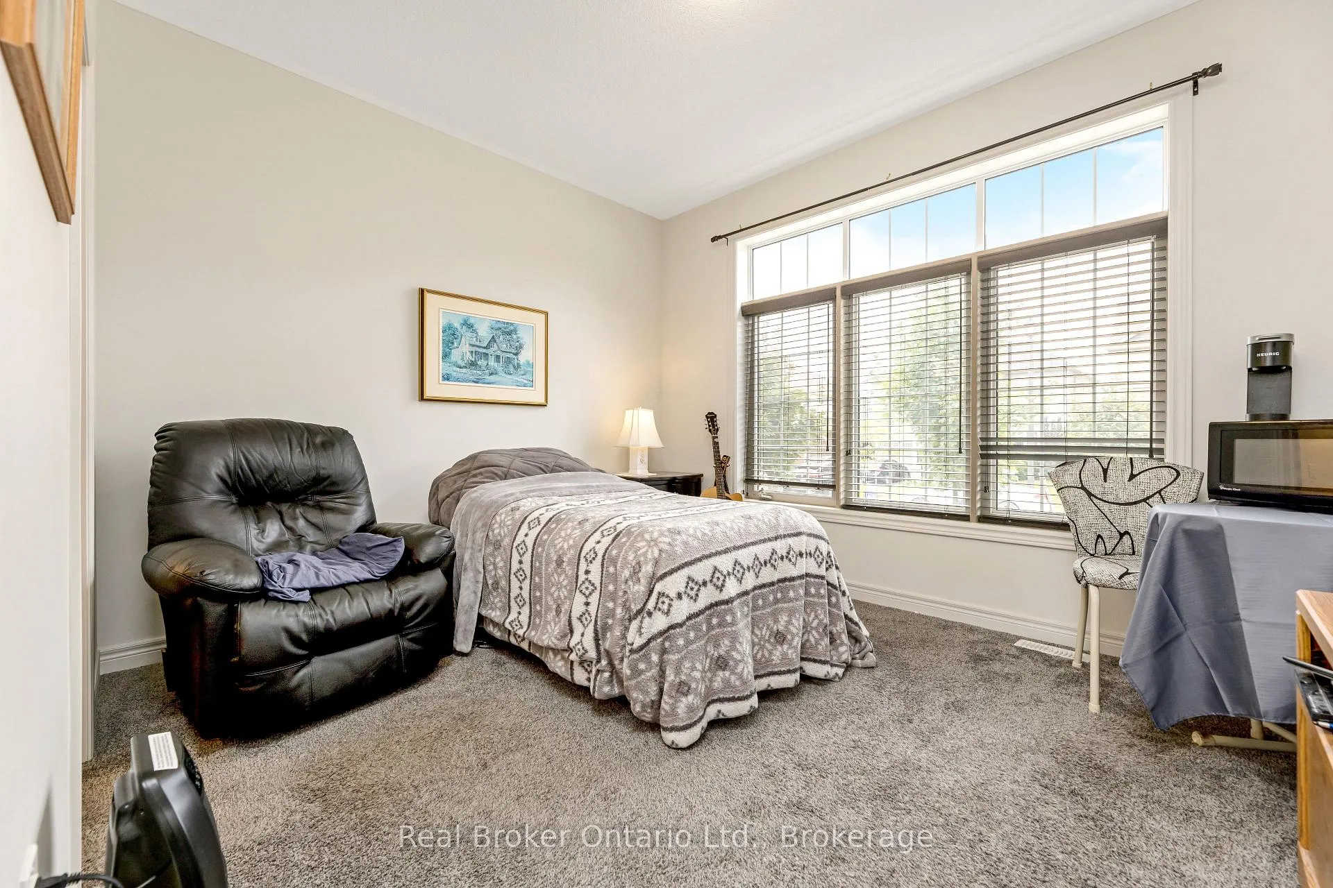 Photo 9 of 61 Kirvan Street, Centre Wellington, Fergus — HOMEH