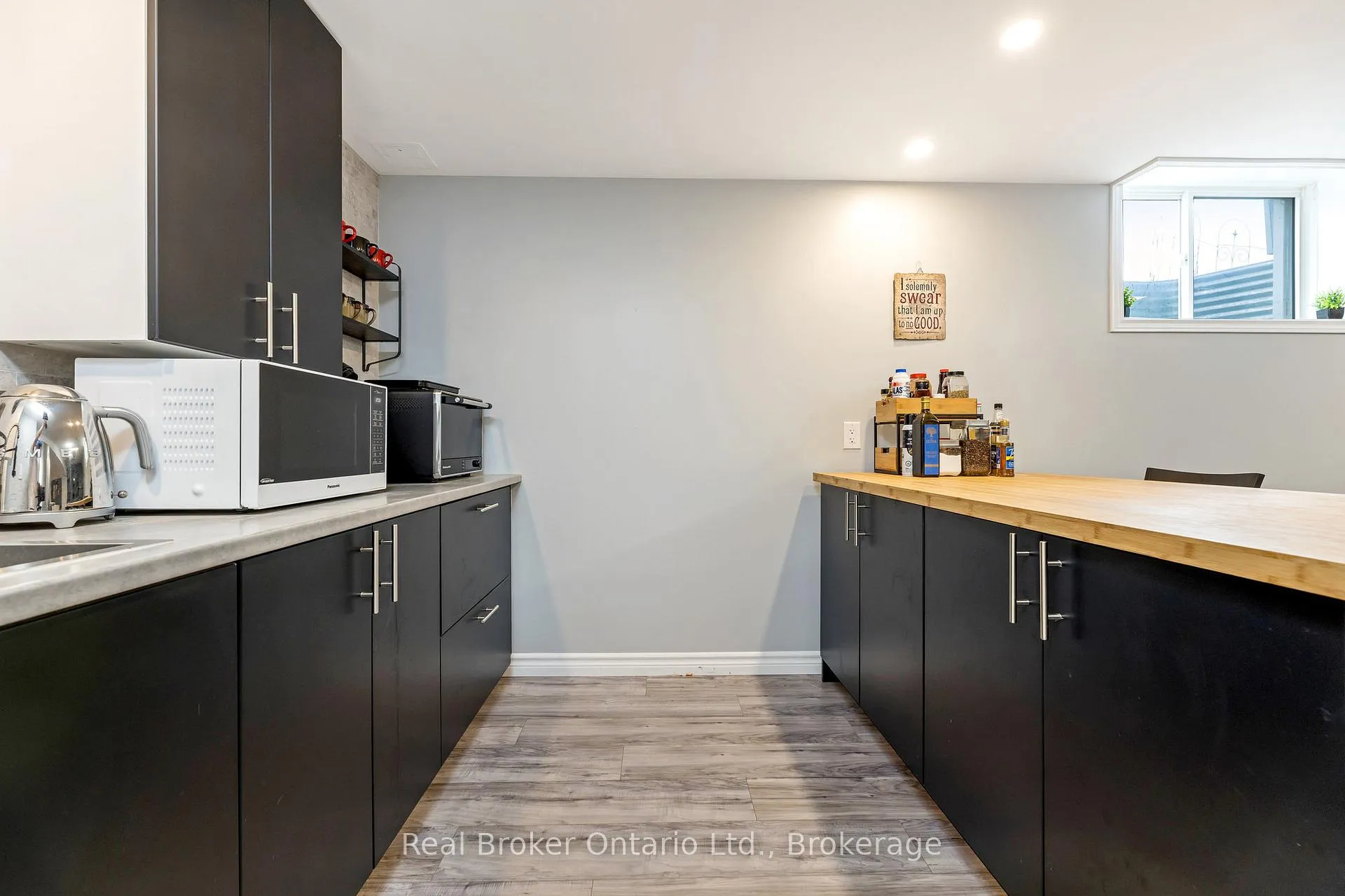 Photo 16 of 61 Kirvan Street, Centre Wellington, Fergus — HOMEH
