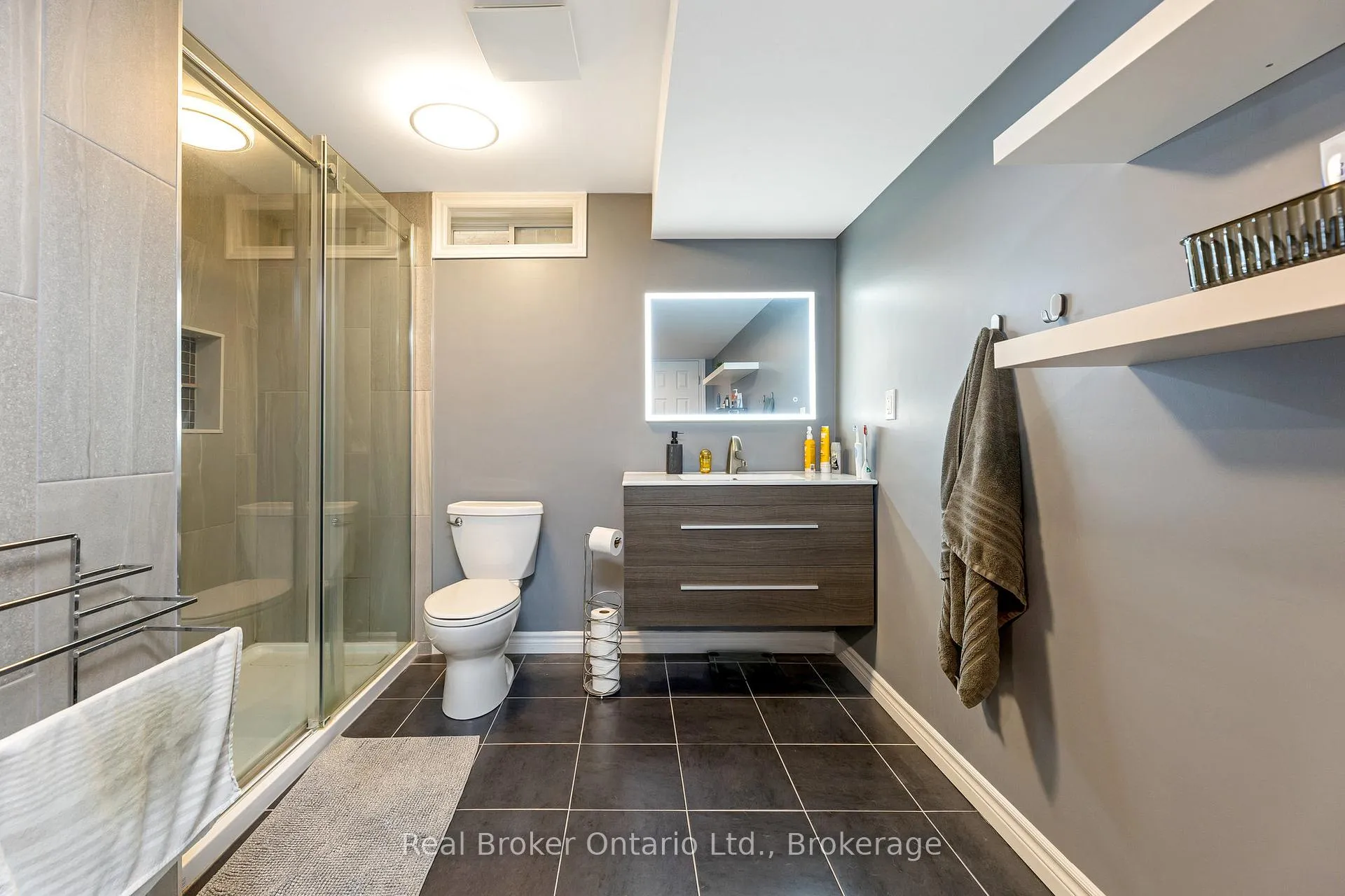 Photo 20 of 61 Kirvan Street, Centre Wellington, Fergus — HOMEH