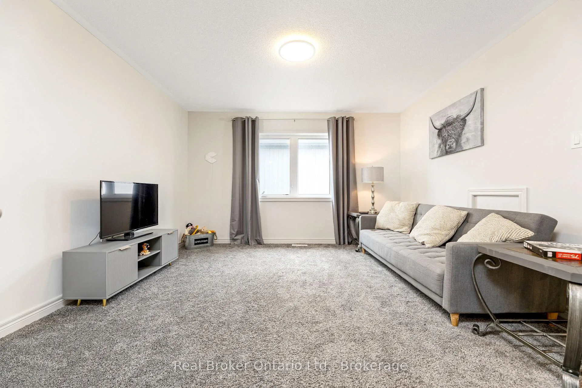 Photo 25 of 61 Kirvan Street, Centre Wellington, Fergus — HOMEH