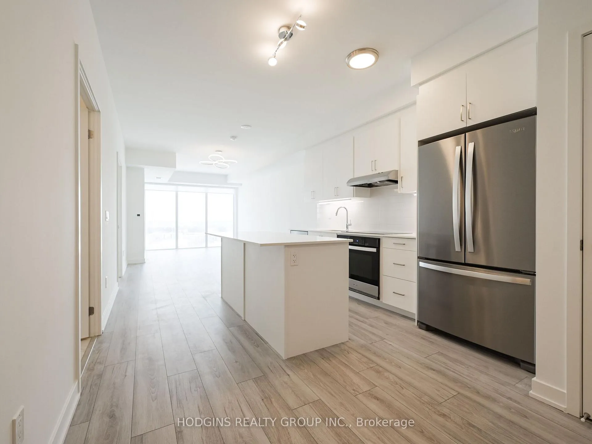 Photo 5 of Unit 1205, 1035 Southdown Road, Mississauga, Clarkson — HOMEH