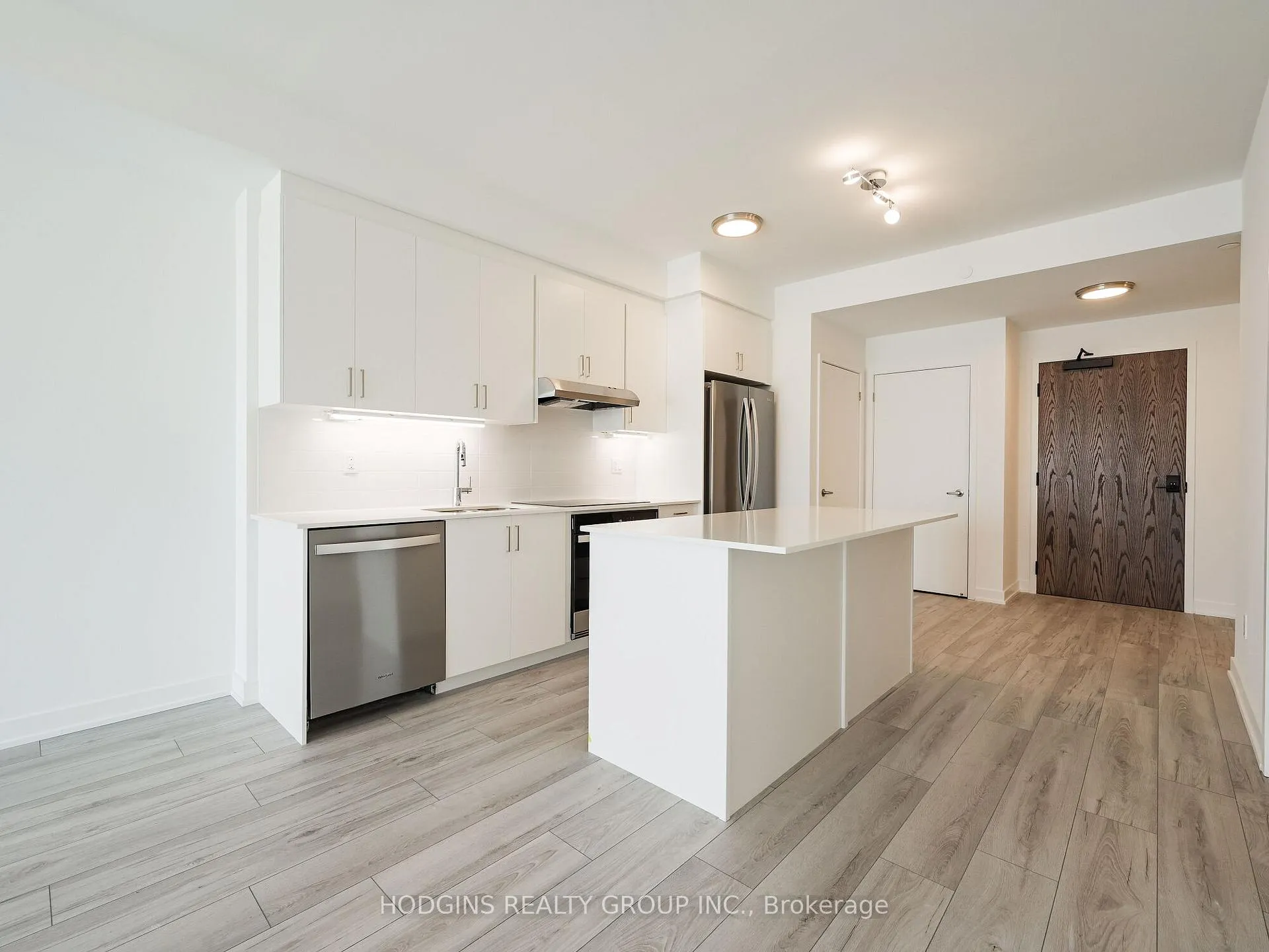Photo 8 of Unit 1205, 1035 Southdown Road, Mississauga, Clarkson — HOMEH
