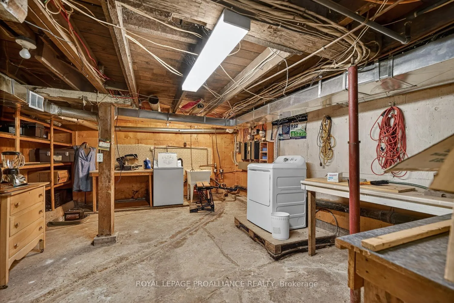 Photo 15 of 58 Abbott Street, Brockville — HOMEH