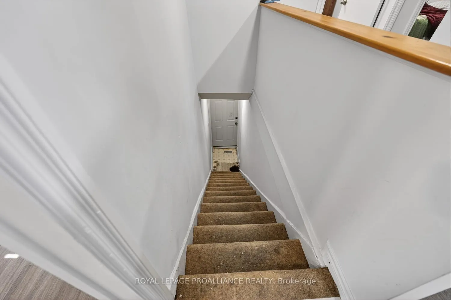 Photo 23 of 58 Abbott Street, Brockville — HOMEH