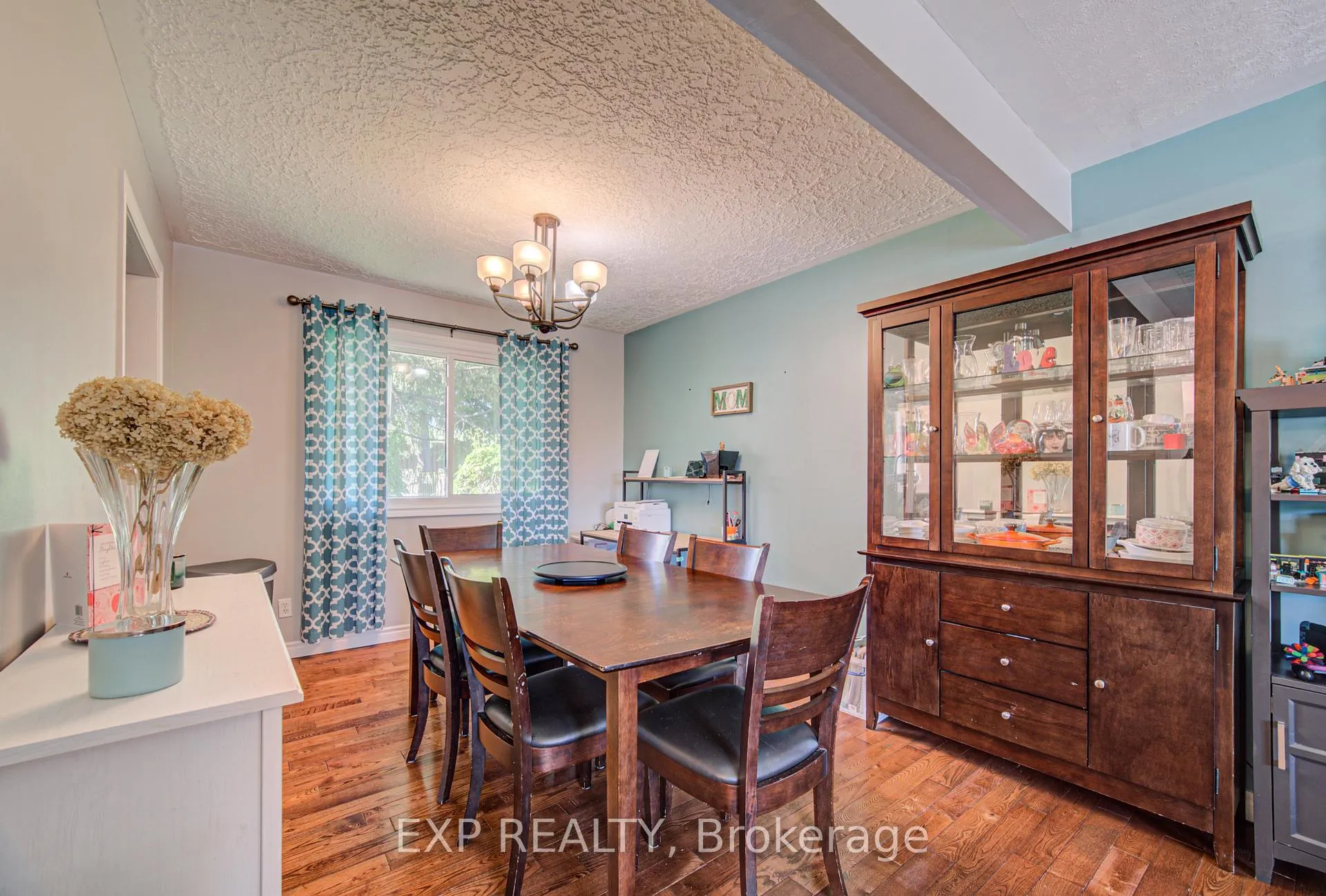 Photo 12 of 74 Glen Park Crescent, Kitchener — HOMEH