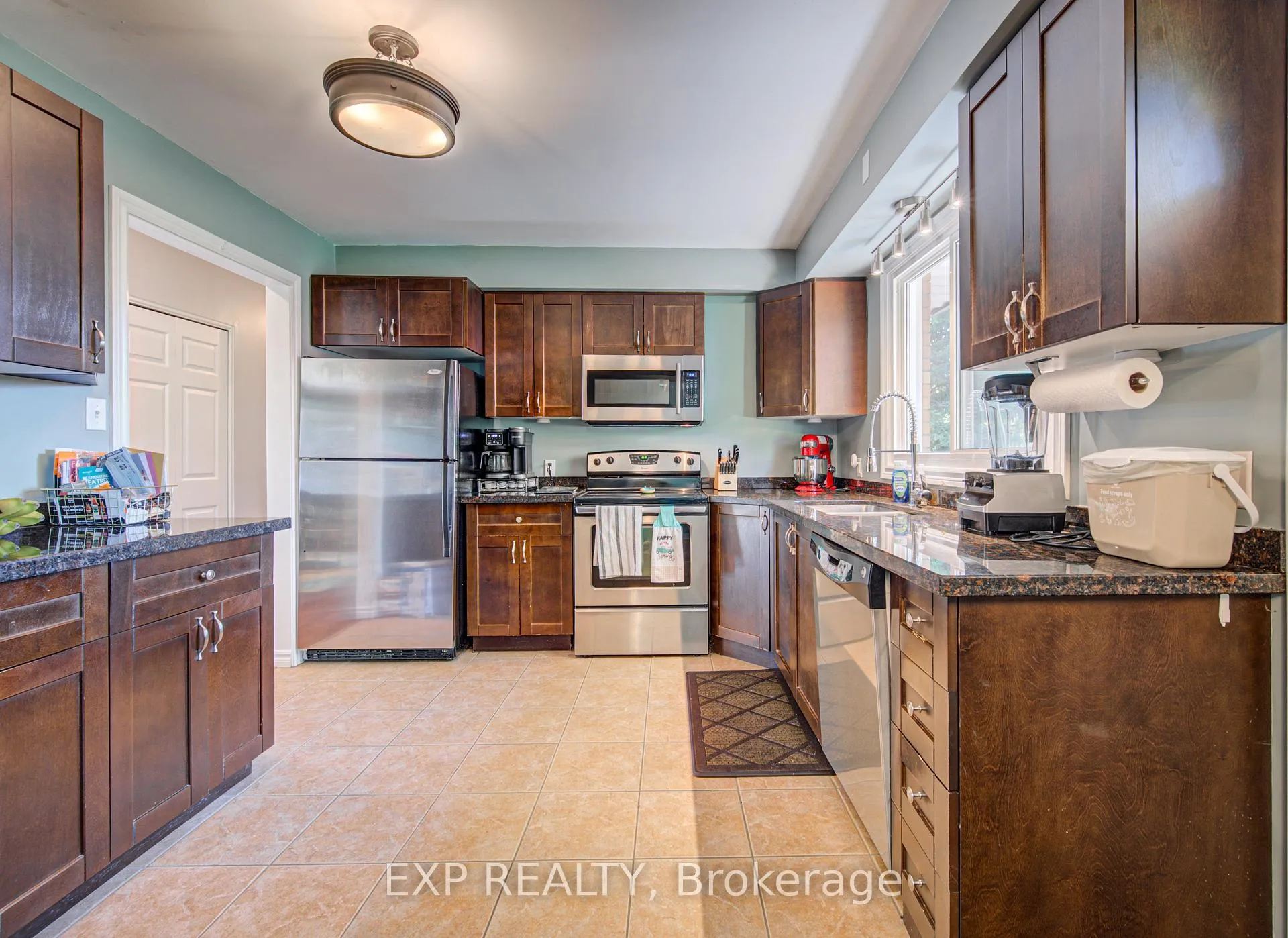Photo 14 of 74 Glen Park Crescent, Kitchener — HOMEH