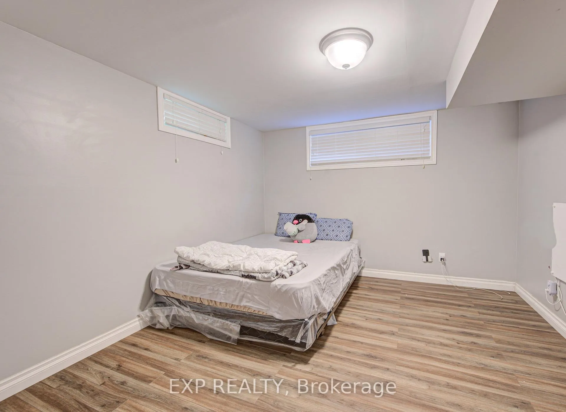 Photo 33 of 74 Glen Park Crescent, Kitchener — HOMEH