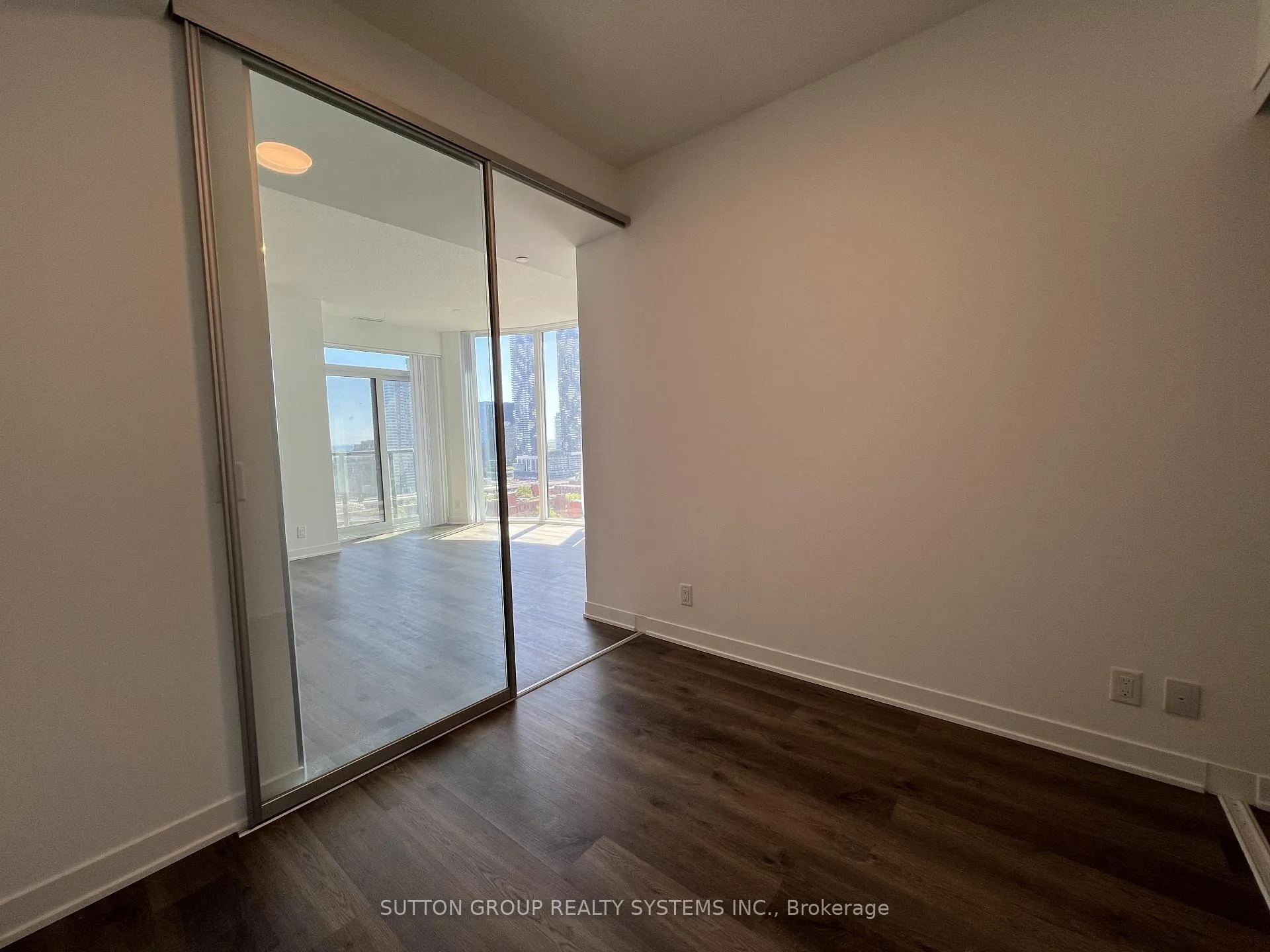 Photo 25 of Unit 2210, 180 Front Street E, Toronto, Moss Park — HOMEH