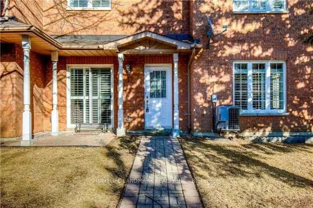 Photo 2 of Unit 1, 15 St Moritz Way S, Markham, Unionville — HOMEH