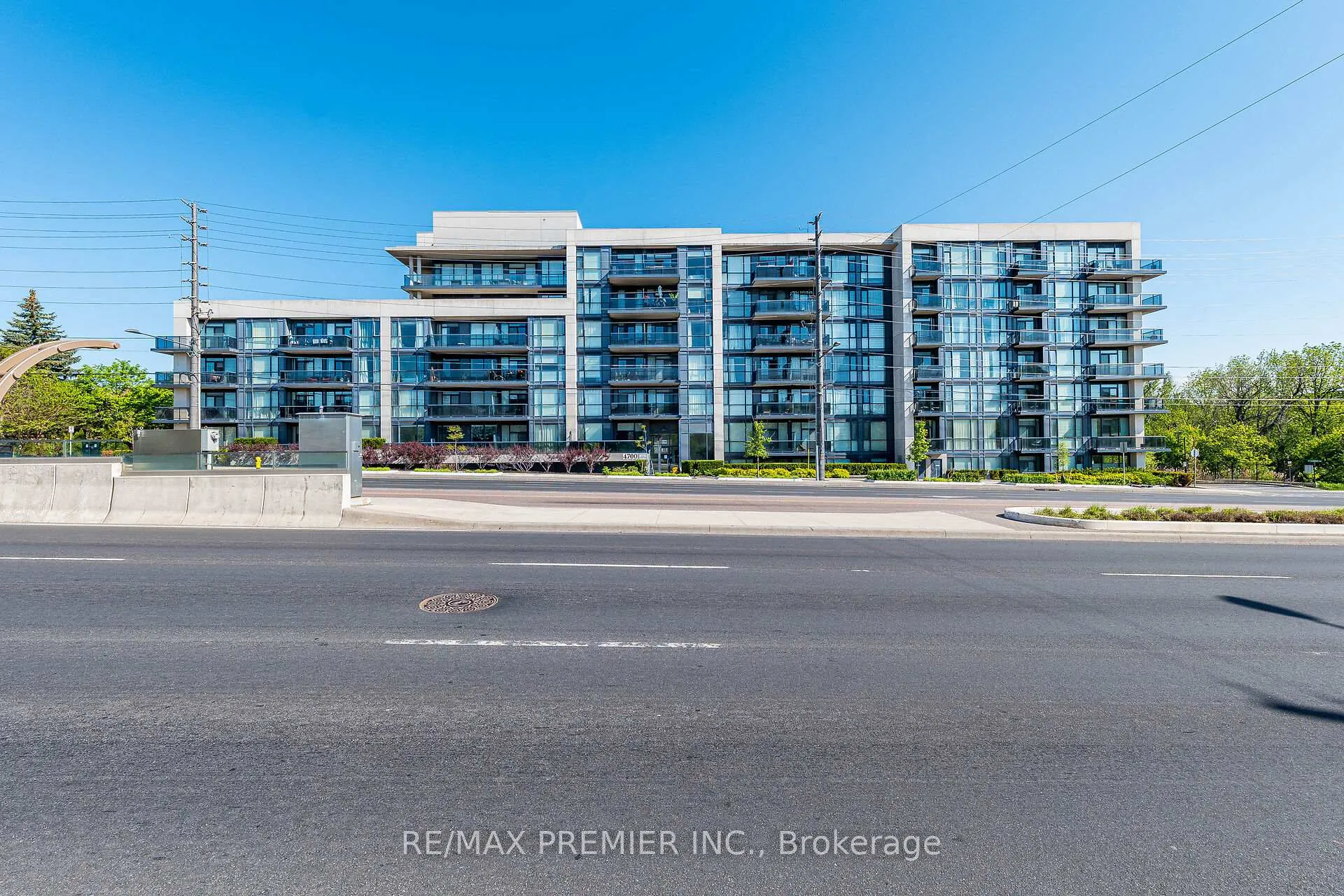 Photo 2 of Unit 507, 4700 Highway 7, Vaughan, East Woodbridge — HOMEH