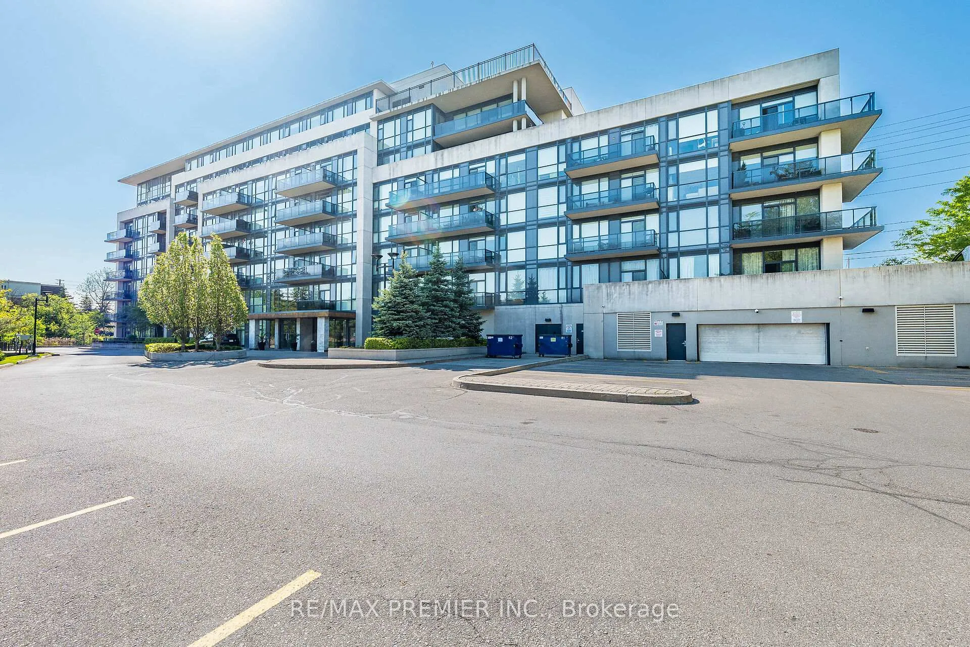 Photo 4 of Unit 507, 4700 Highway 7, Vaughan, East Woodbridge — HOMEH