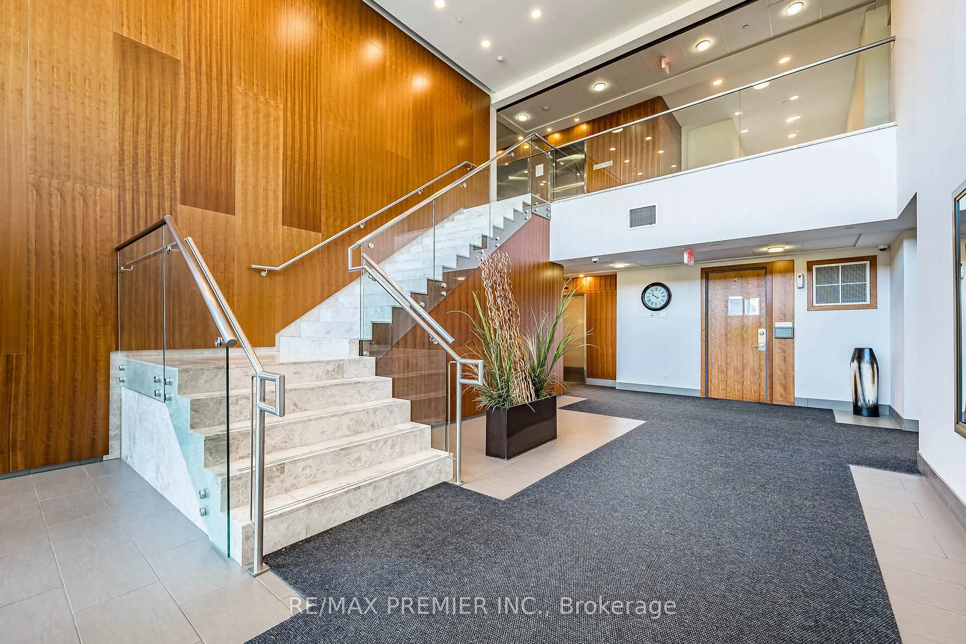 Photo 7 of Unit 507, 4700 Highway 7, Vaughan, East Woodbridge — HOMEH