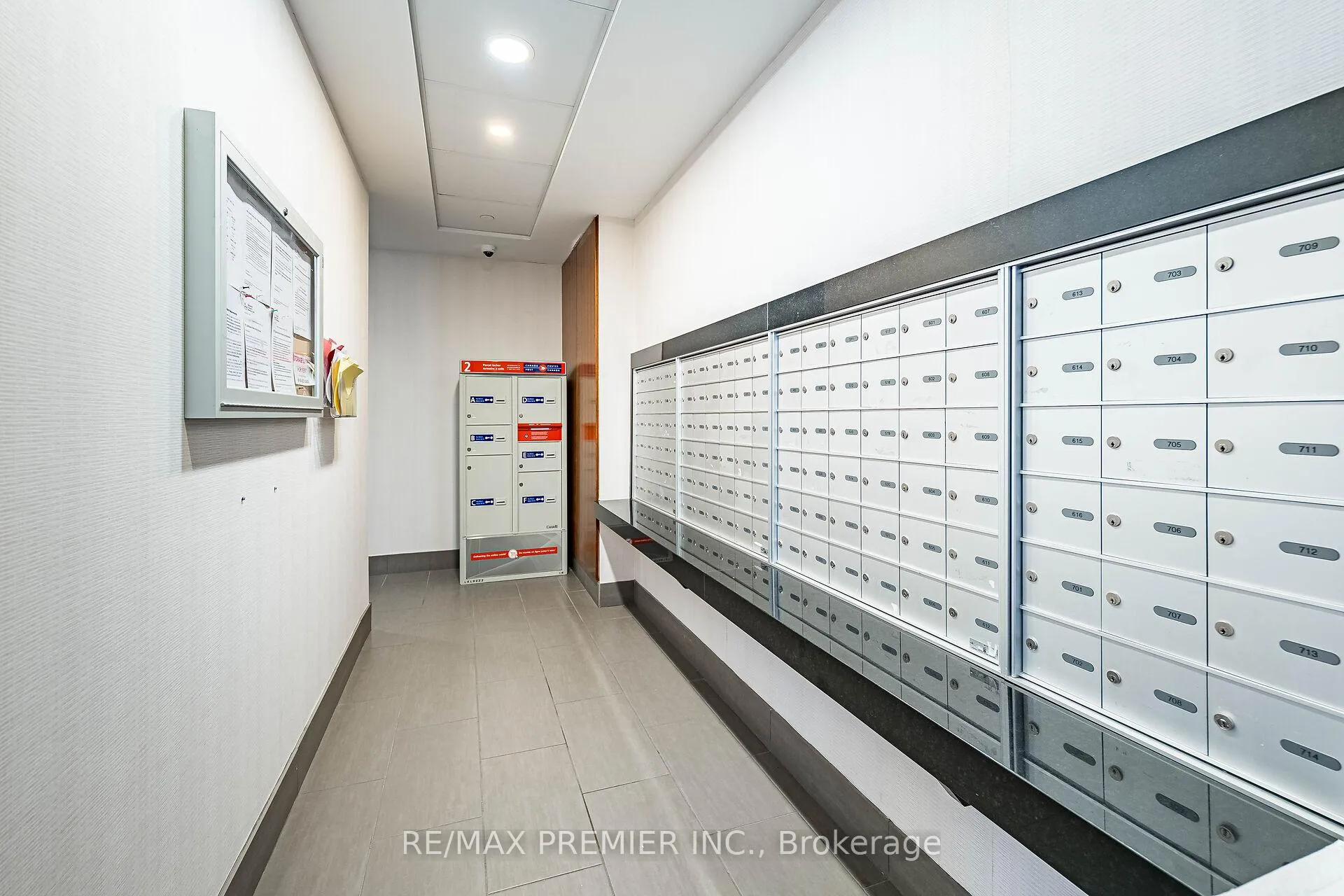 Photo 12 of Unit 507, 4700 Highway 7, Vaughan, East Woodbridge — HOMEH