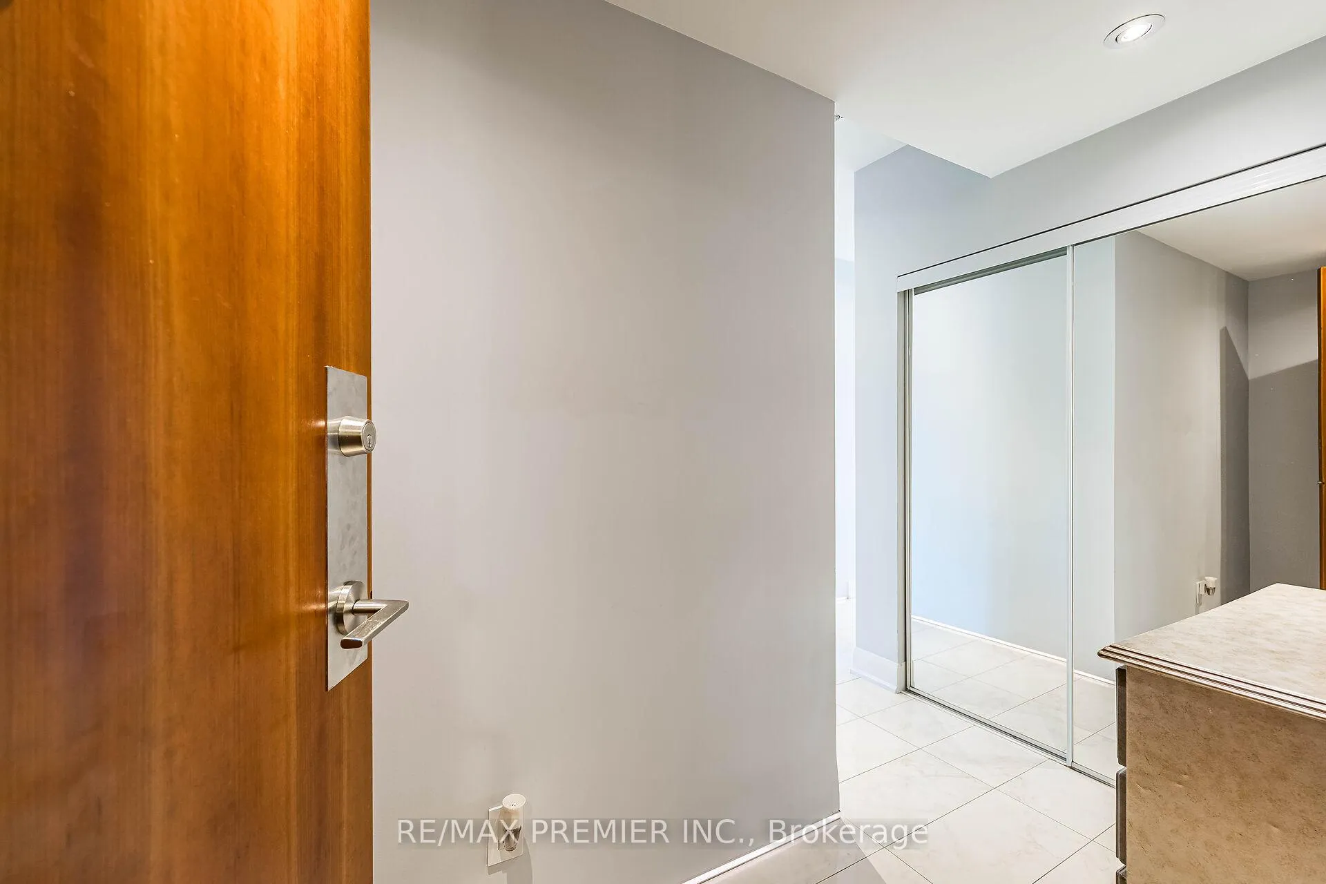 Photo 15 of Unit 507, 4700 Highway 7, Vaughan, East Woodbridge — HOMEH