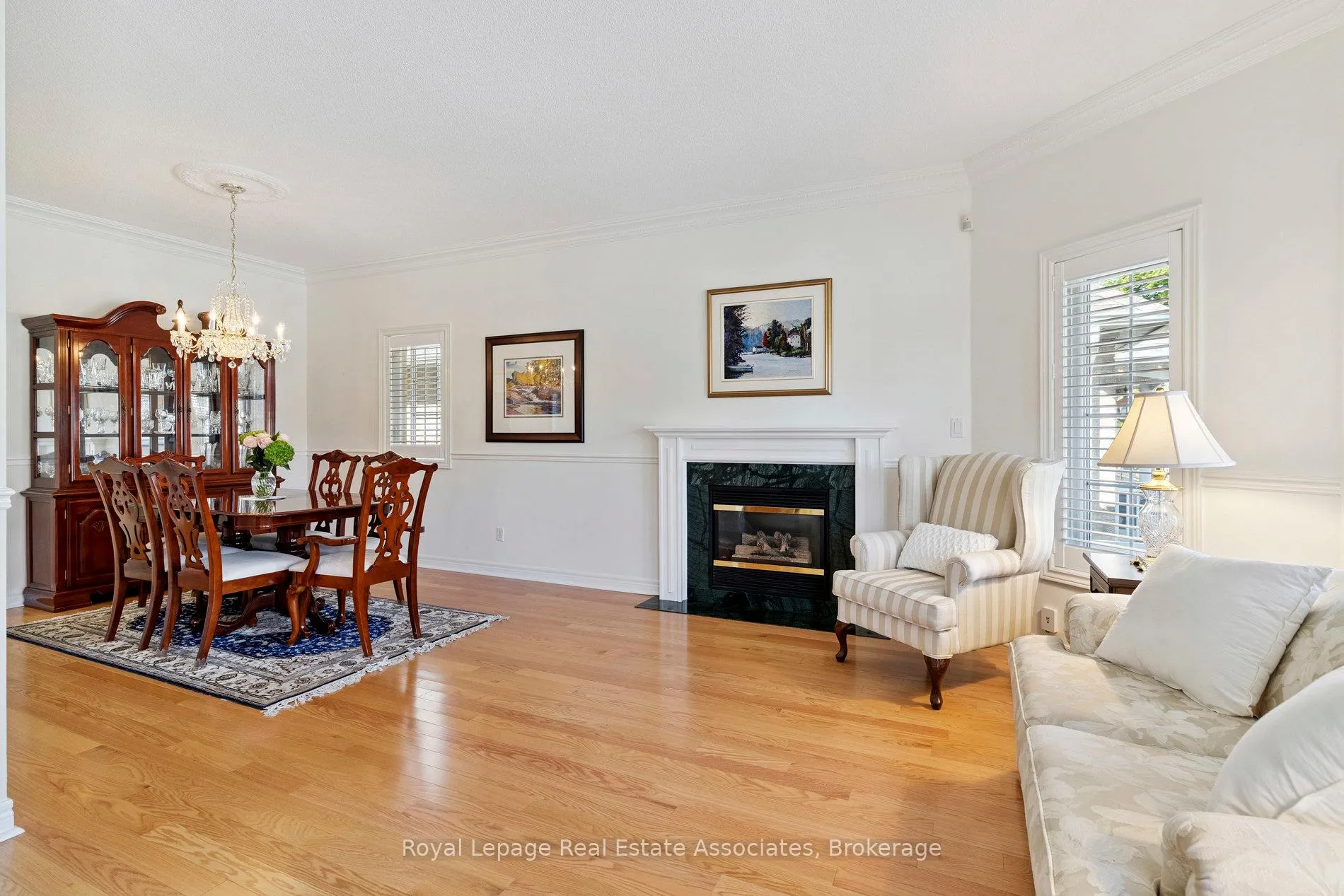 Photo 8 of 7 Powder Mill Court, Brampton, Sandringham-Wellington — HOMEH