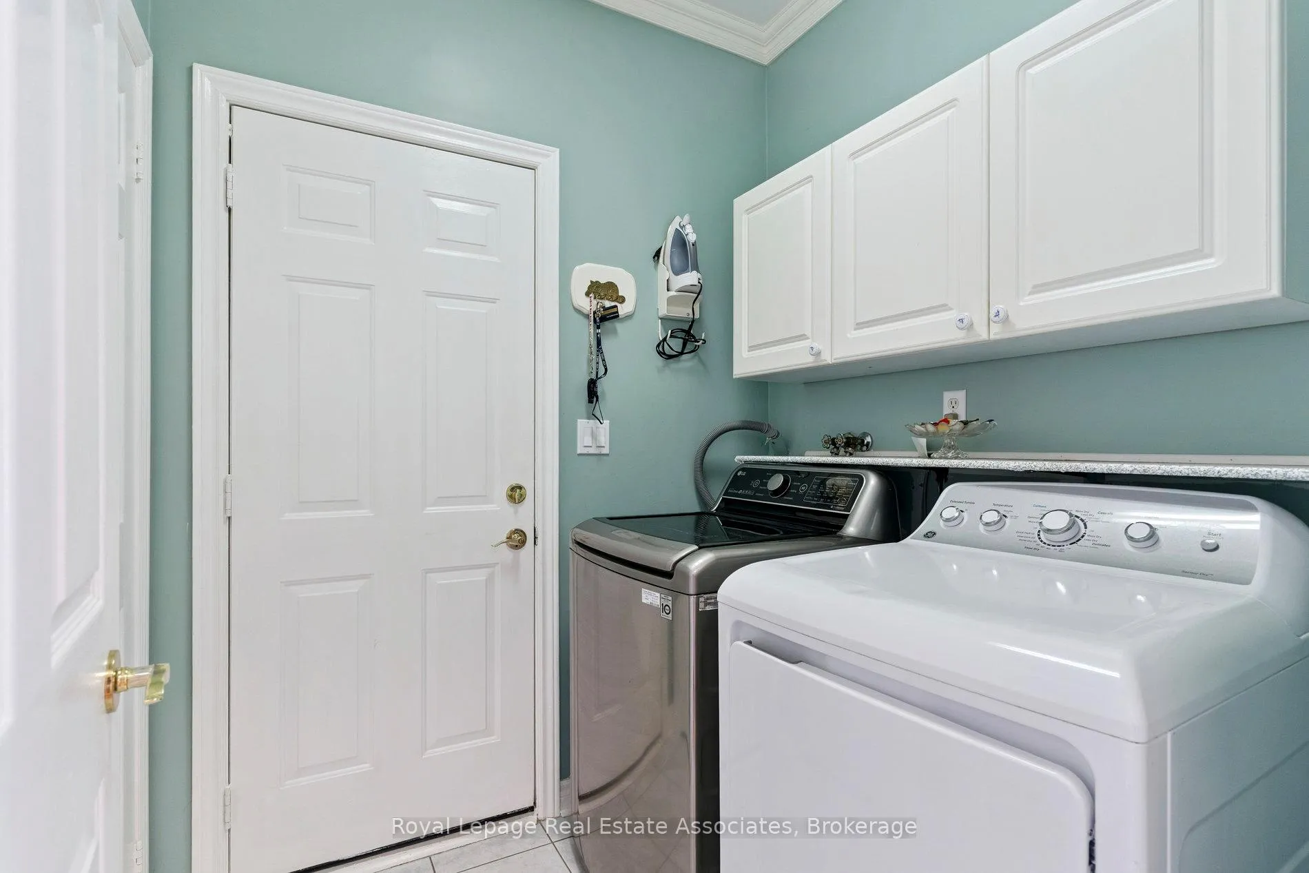 Photo 24 of 7 Powder Mill Court, Brampton, Sandringham-Wellington — HOMEH