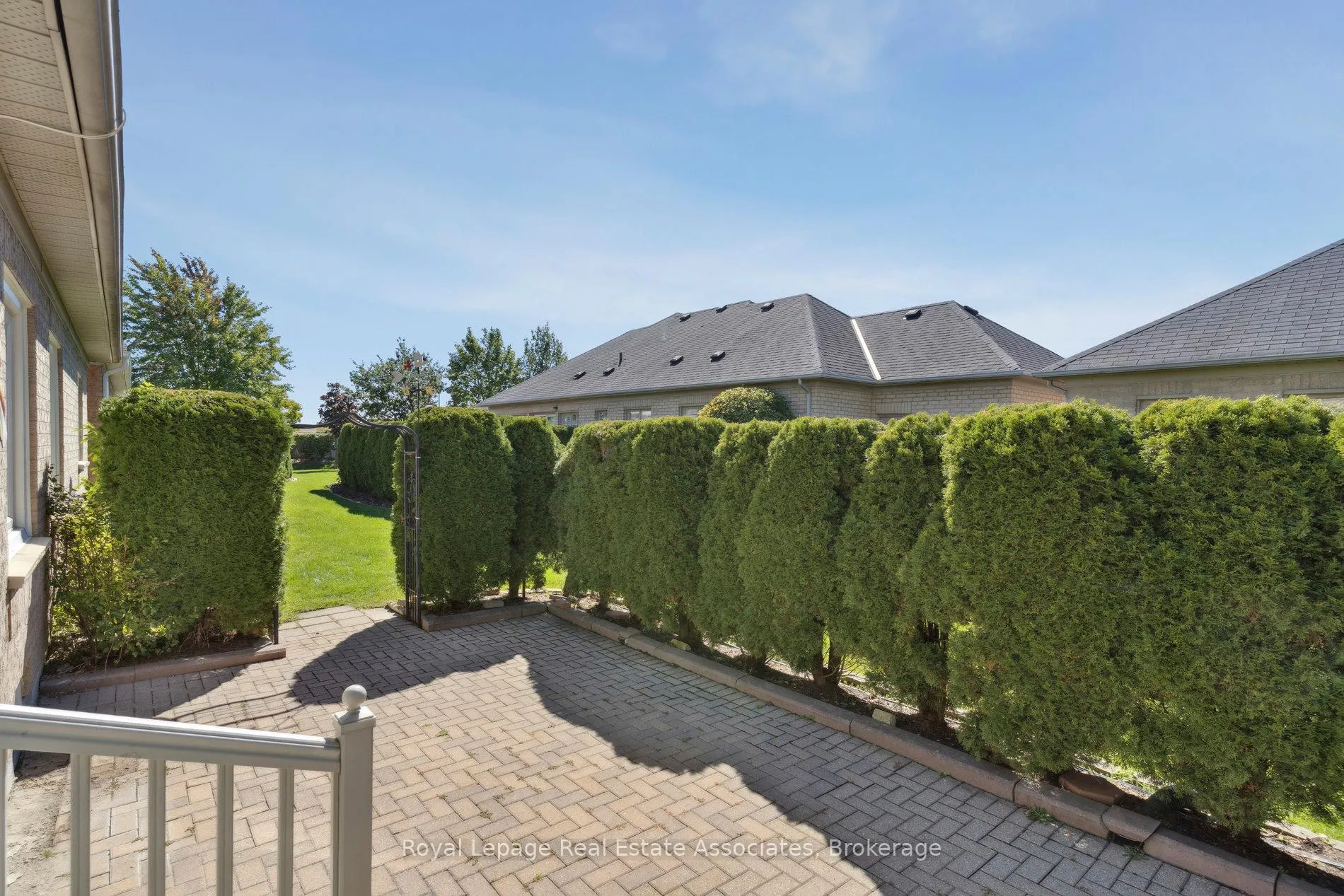 Photo 37 of 7 Powder Mill Court, Brampton, Sandringham-Wellington — HOMEH