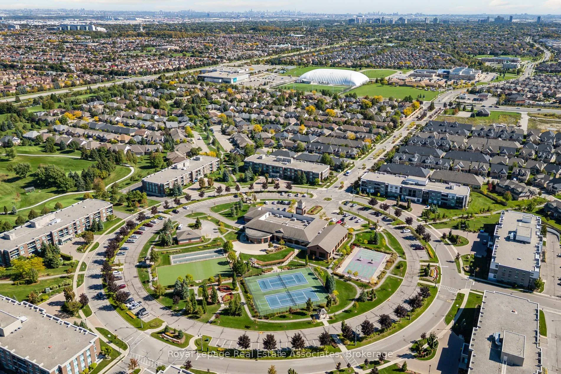 Photo 49 of 7 Powder Mill Court, Brampton, Sandringham-Wellington — HOMEH