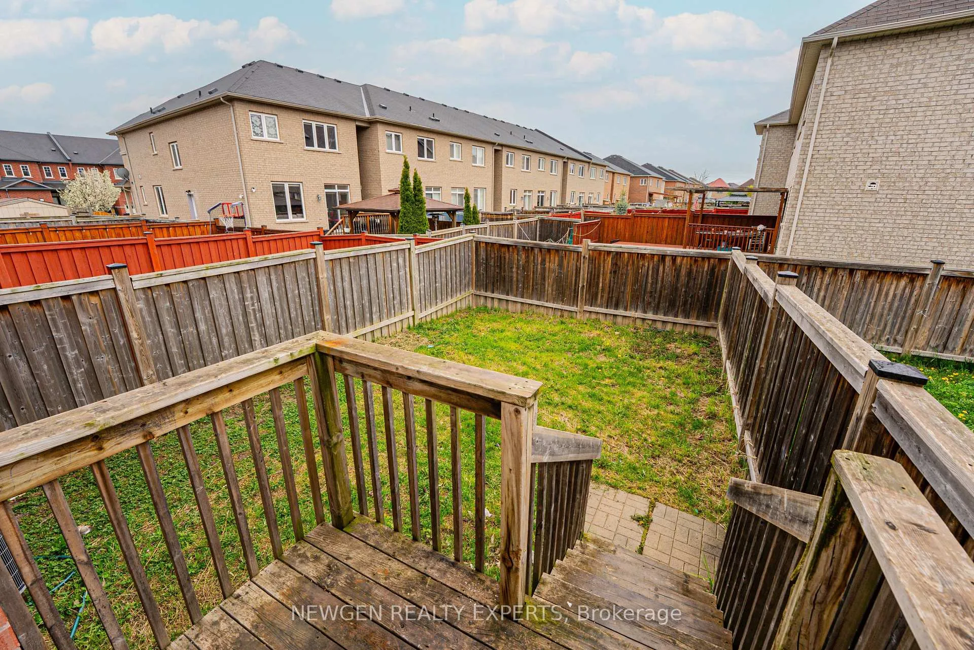 Photo 28 of 55 Teal Crest Circle, Brampton, Credit Valley — HOMEH