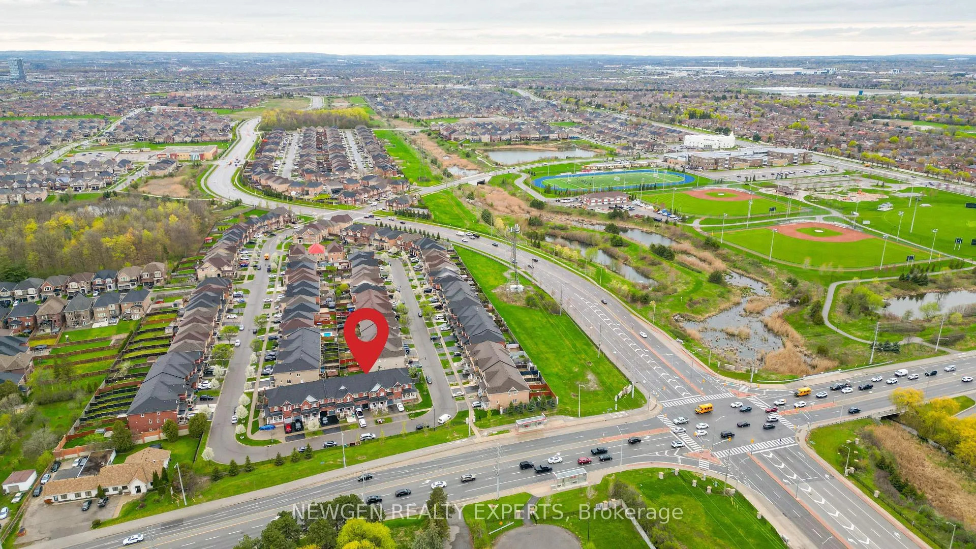Photo 30 of 55 Teal Crest Circle, Brampton, Credit Valley — HOMEH