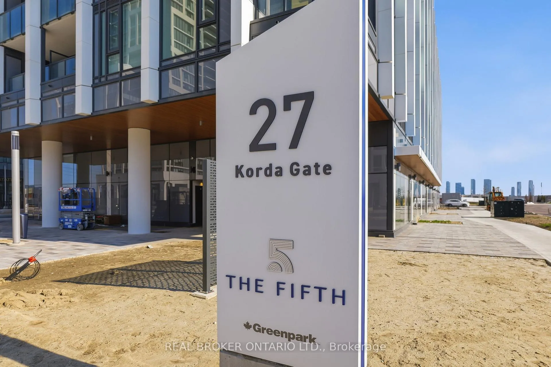 Photo 2 of Unit 1006, 27 Korda Gate, Vaughan, Vellore Village — HOMEH