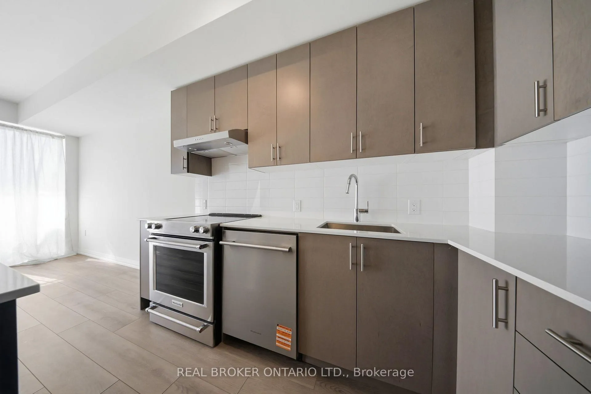 Photo 7 of Unit 1006, 27 Korda Gate, Vaughan, Vellore Village — HOMEH