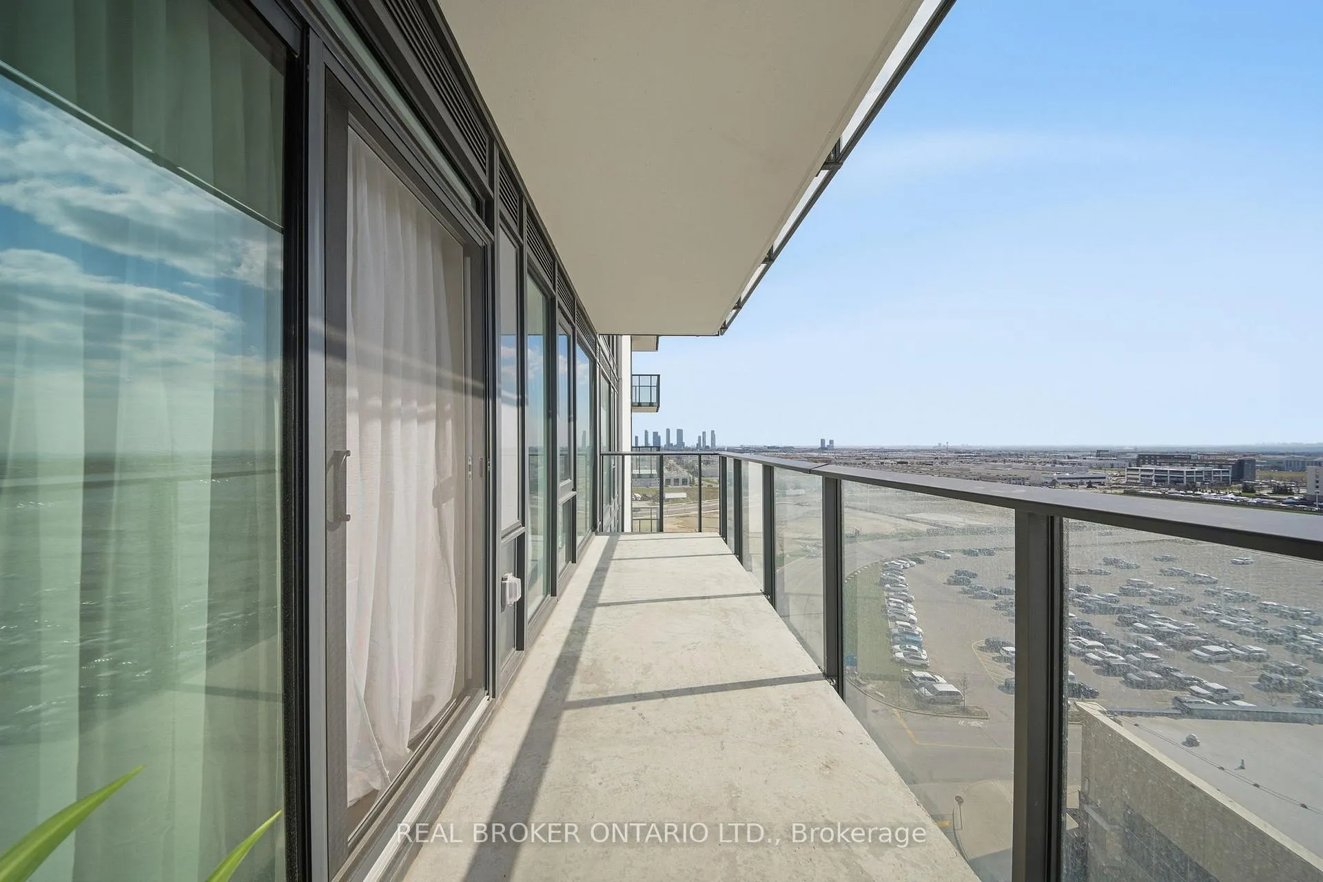 Photo 19 of Unit 1006, 27 Korda Gate, Vaughan, Vellore Village — HOMEH