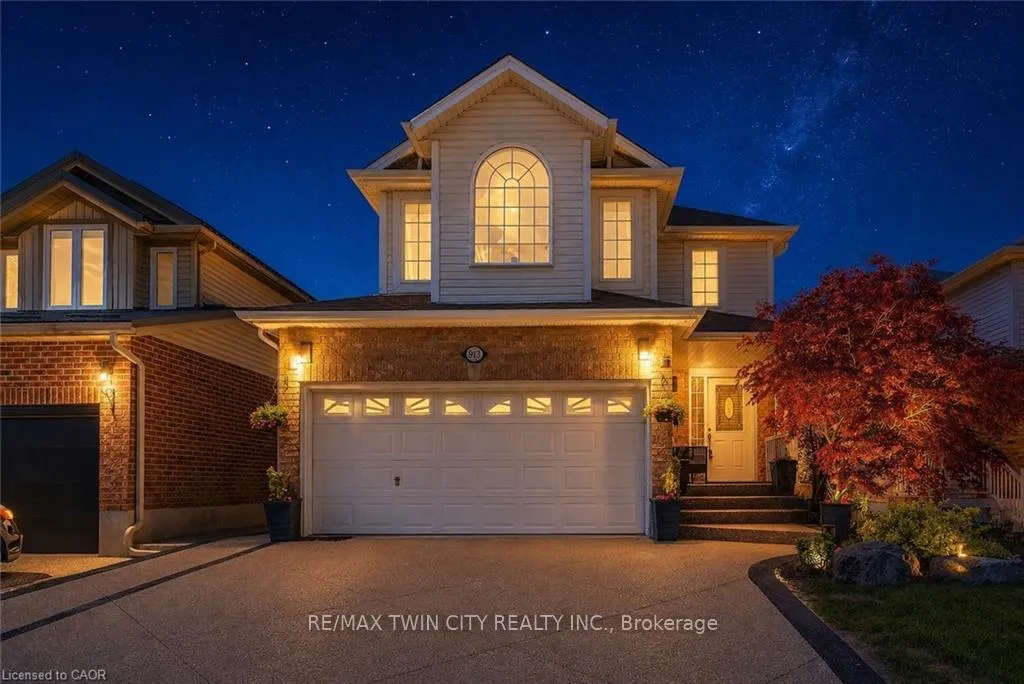 Photo 3 of 913 Copper Leaf Crescent, Kitchener, Trussler — HOMEH