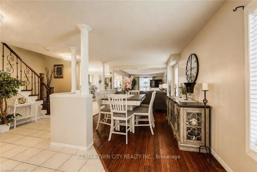 Photo 9 of 913 Copper Leaf Crescent, Kitchener, Trussler — HOMEH