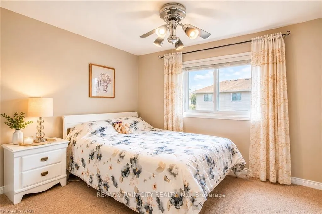 Photo 21 of 913 Copper Leaf Crescent, Kitchener, Trussler — HOMEH