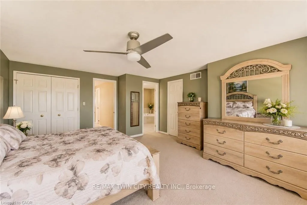 Photo 26 of 913 Copper Leaf Crescent, Kitchener, Trussler — HOMEH