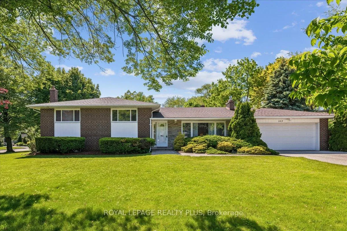 Photo 1 of 665 Vanessa Crescent, Mississauga, Lorne Park — HOMEH