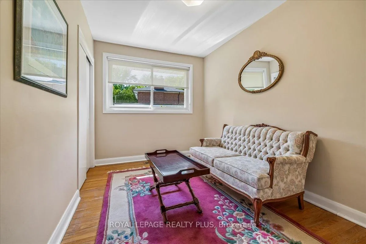 Photo 26 of 665 Vanessa Crescent, Mississauga, Lorne Park — HOMEH
