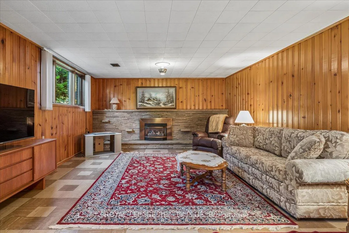 Photo 29 of 665 Vanessa Crescent, Mississauga, Lorne Park — HOMEH