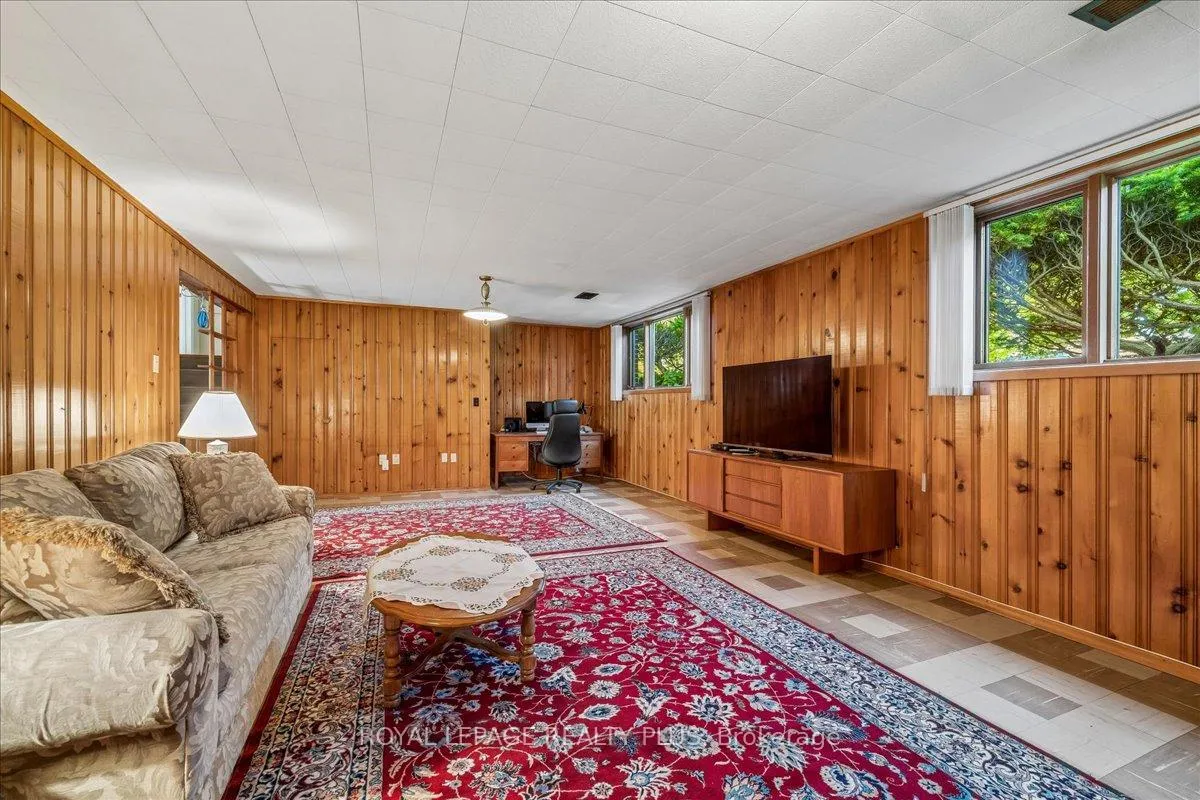 Photo 30 of 665 Vanessa Crescent, Mississauga, Lorne Park — HOMEH