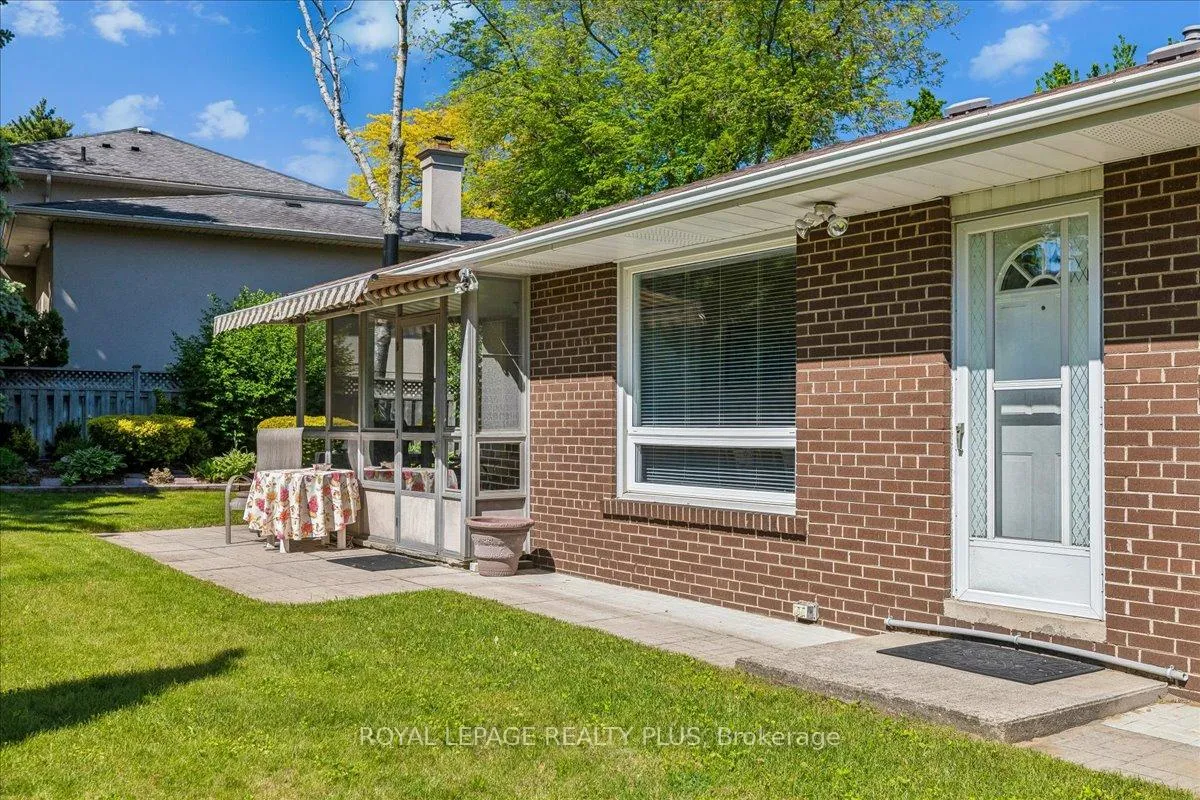 Photo 34 of 665 Vanessa Crescent, Mississauga, Lorne Park — HOMEH