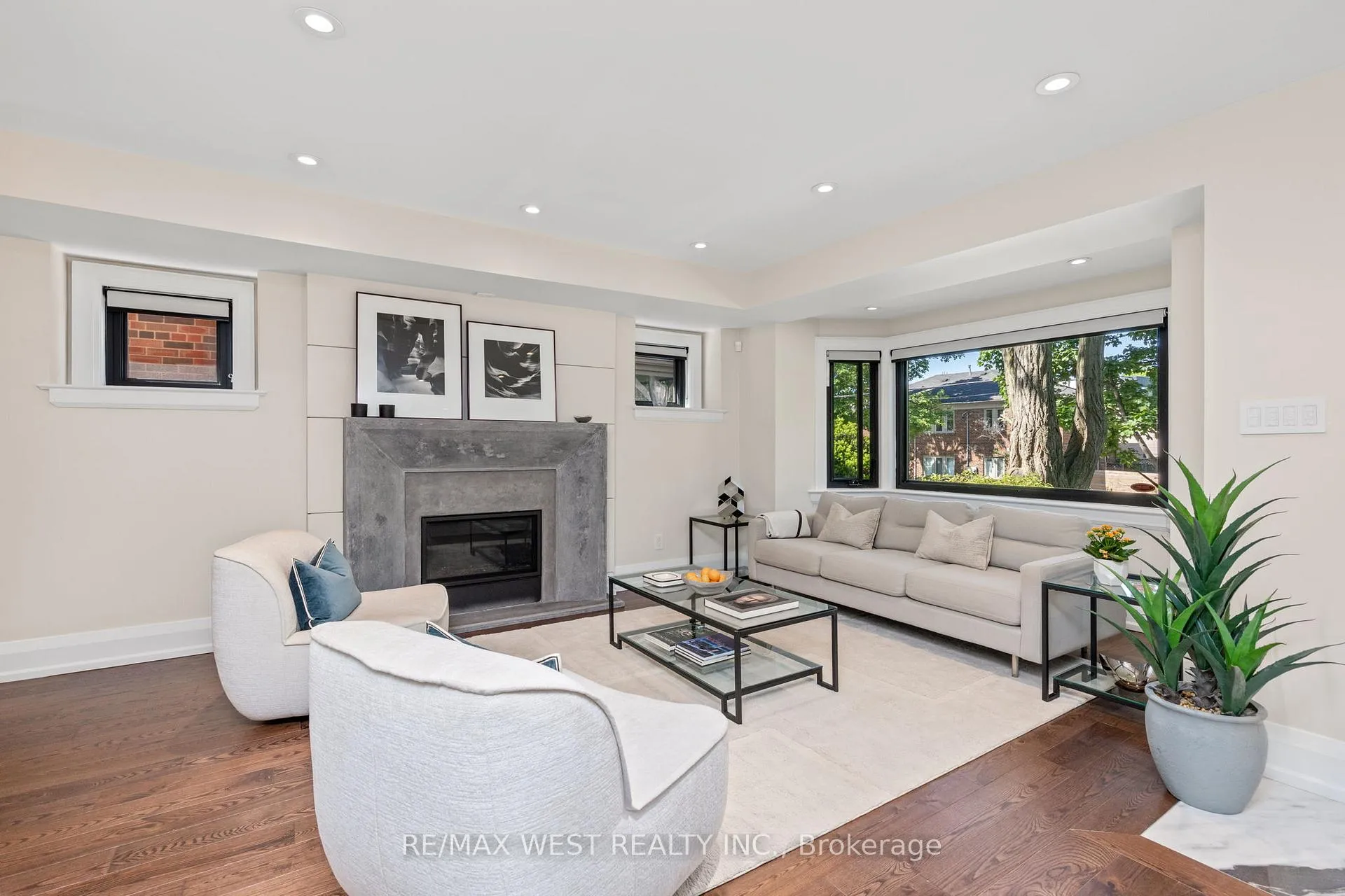 Photo 3 of 79 Elmsthorpe Avenue, Toronto, Forest Hill South — HOMEH