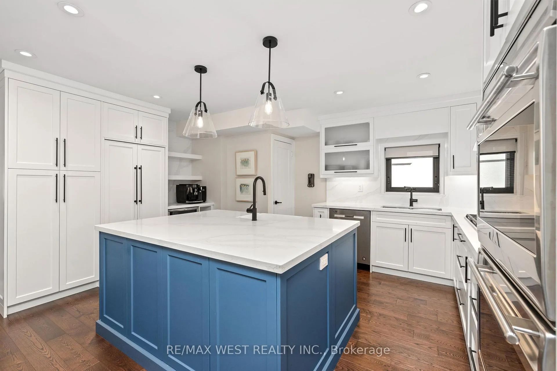 Photo 7 of 79 Elmsthorpe Avenue, Toronto, Forest Hill South — HOMEH
