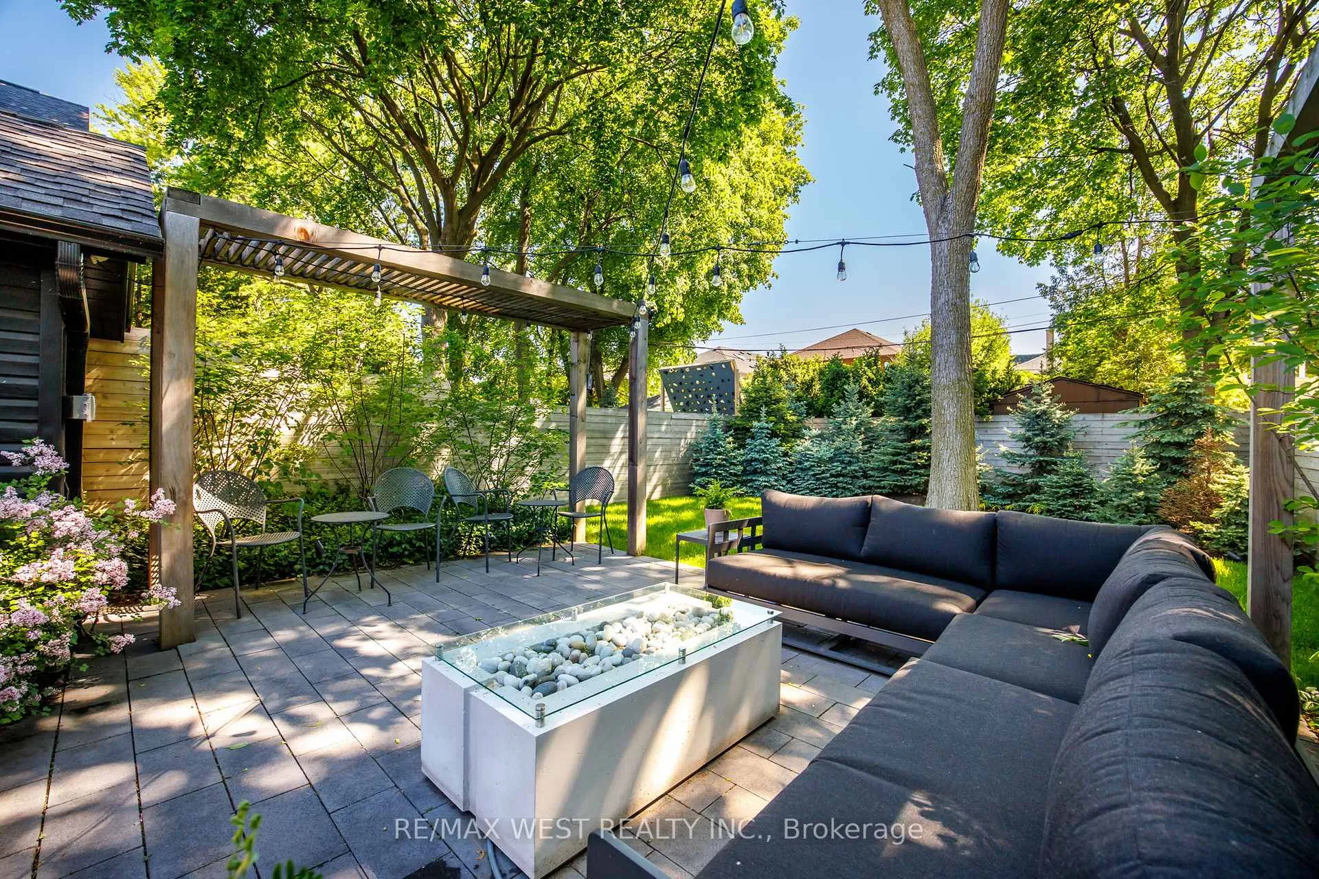Photo 19 of 79 Elmsthorpe Avenue, Toronto, Forest Hill South — HOMEH