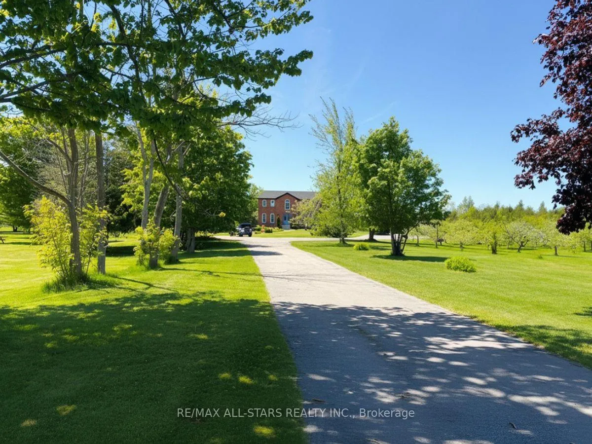 Photo 6 of 25472 Lakeridge Road, Georgina, Pefferlaw — HOMEH